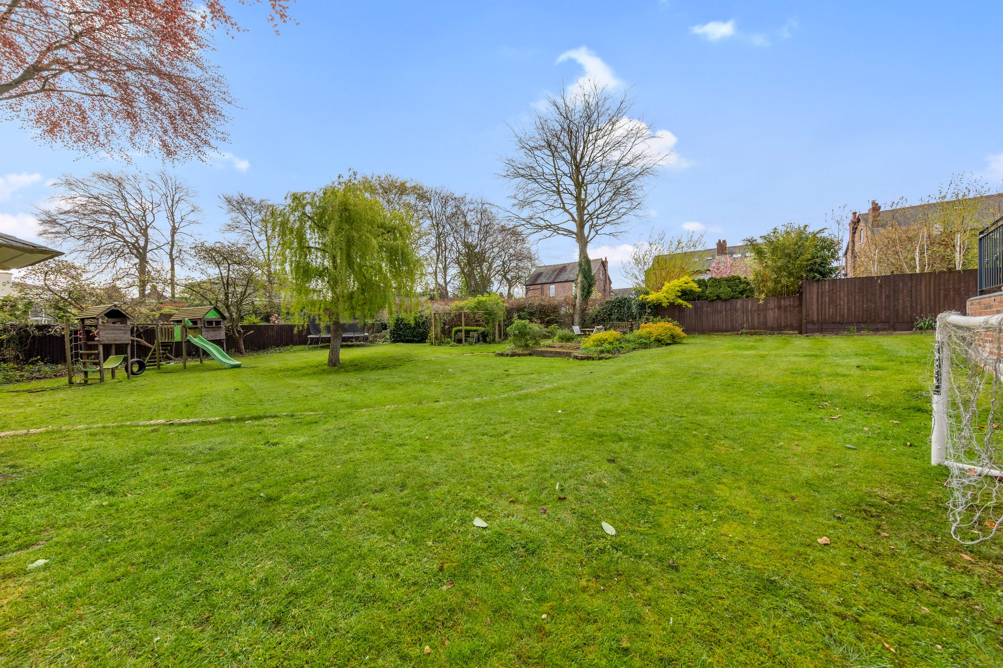 West Avenue, Warrington