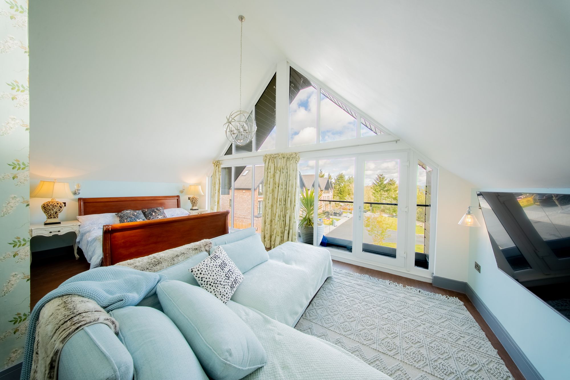 4 bedroom house for sale - Bentley Hurst