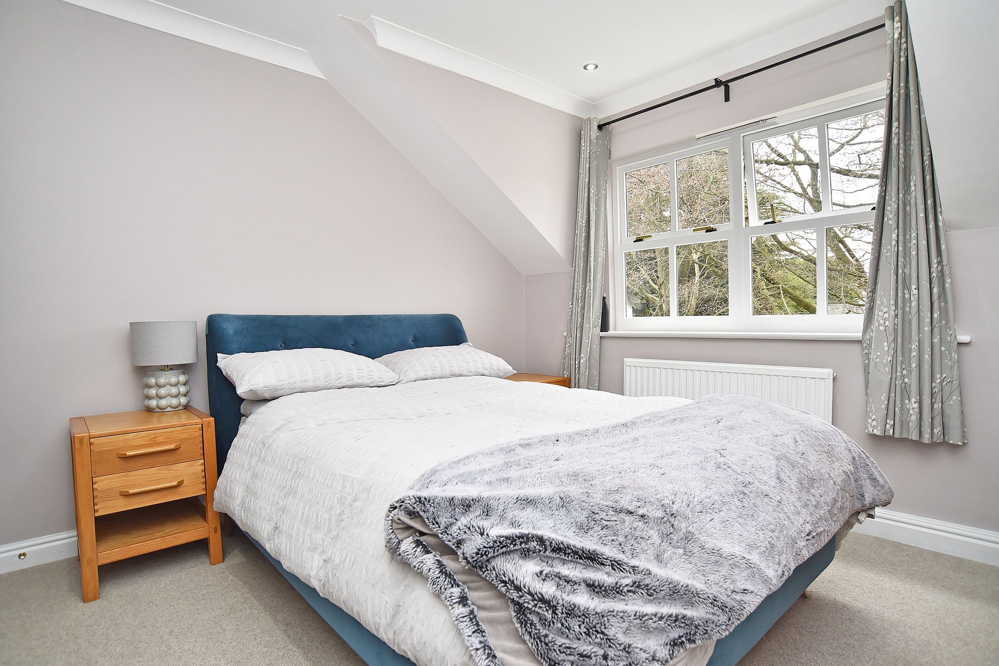 Cold Bath Road, Oak Lodge, HG2
