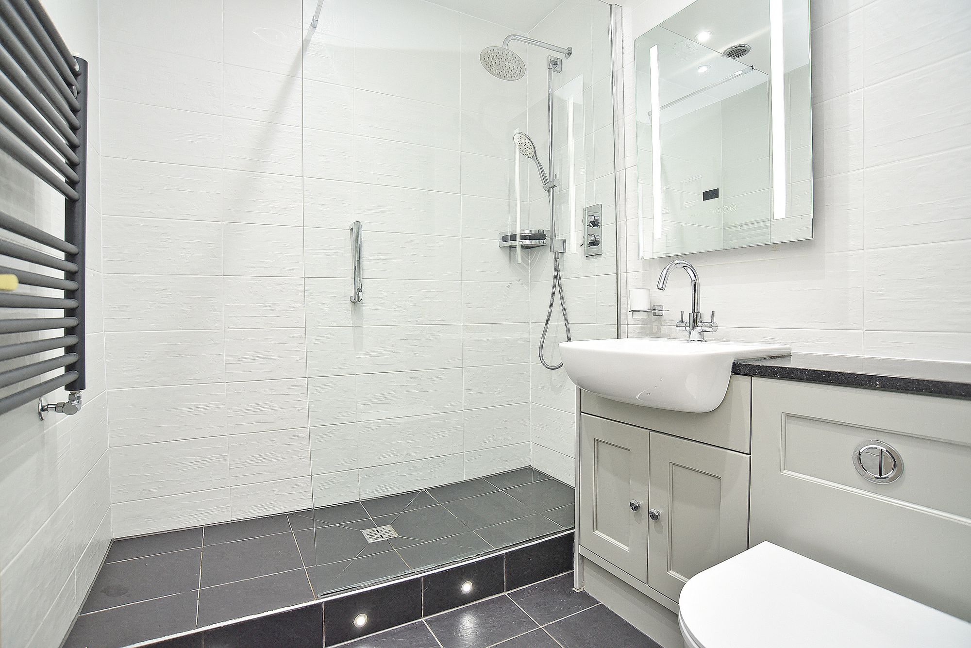 Cold Bath Road, Oak Lodge, HG2