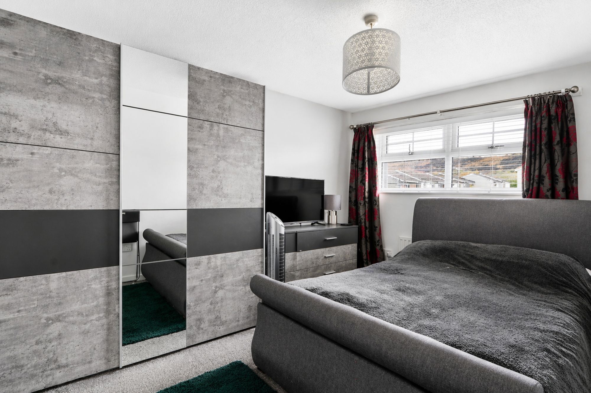 81bf6204-6fd0-4da2-9697-7671a4913a7b