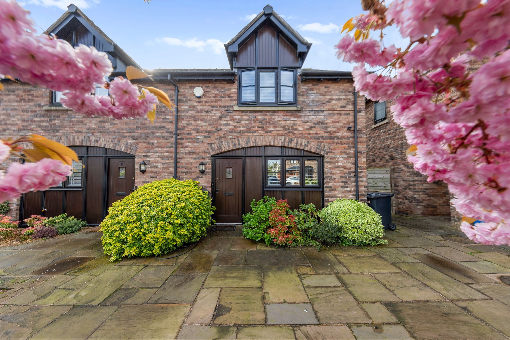 Drapers Court, Warrington