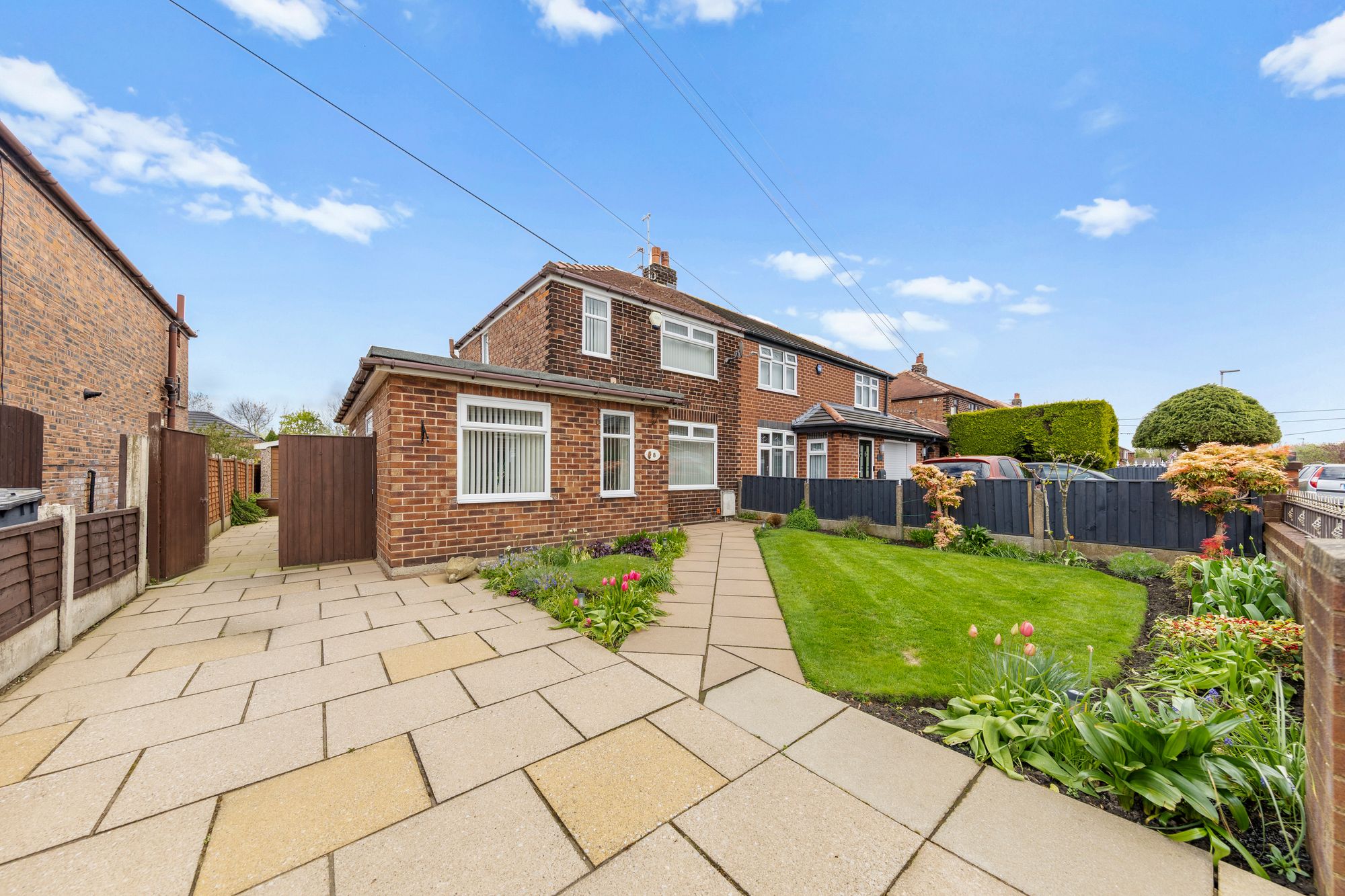 Hayfield Road, Woolston, WA1