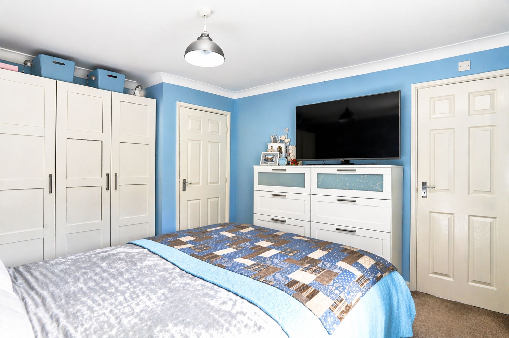 f8efe0f3-f97f-4d53-8065-ceefcc7136d8