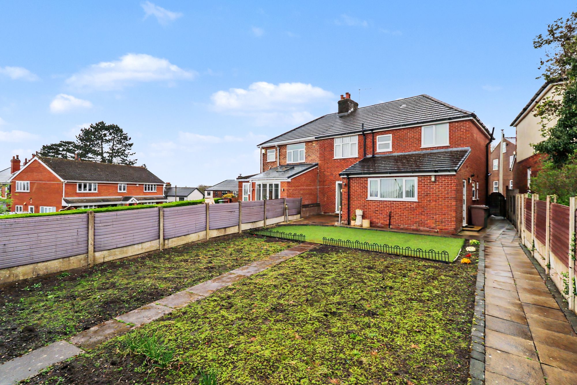 Moss Bank Road, St. Helens, WA11