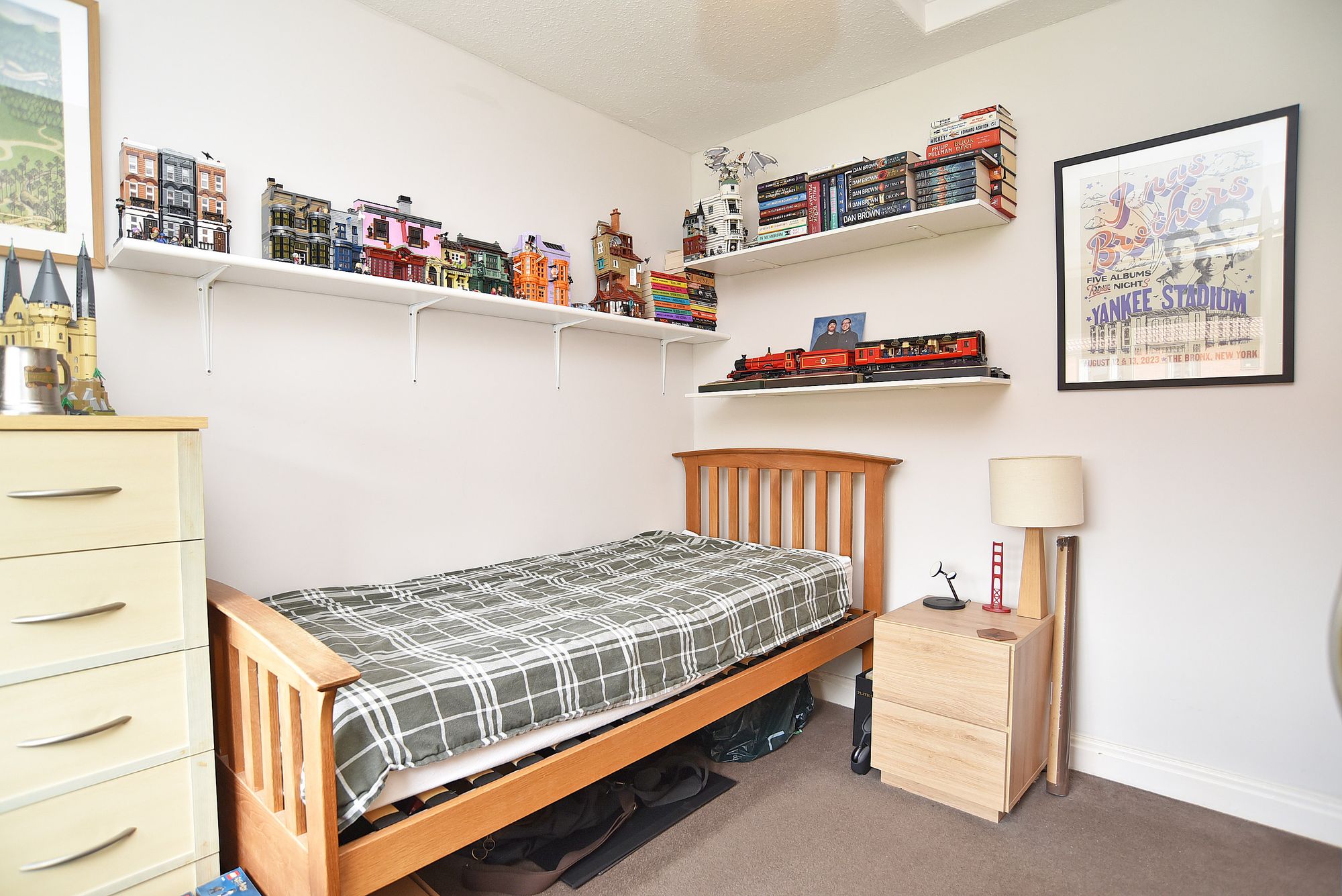 Yew Tree Lane, Harrogate, HG2