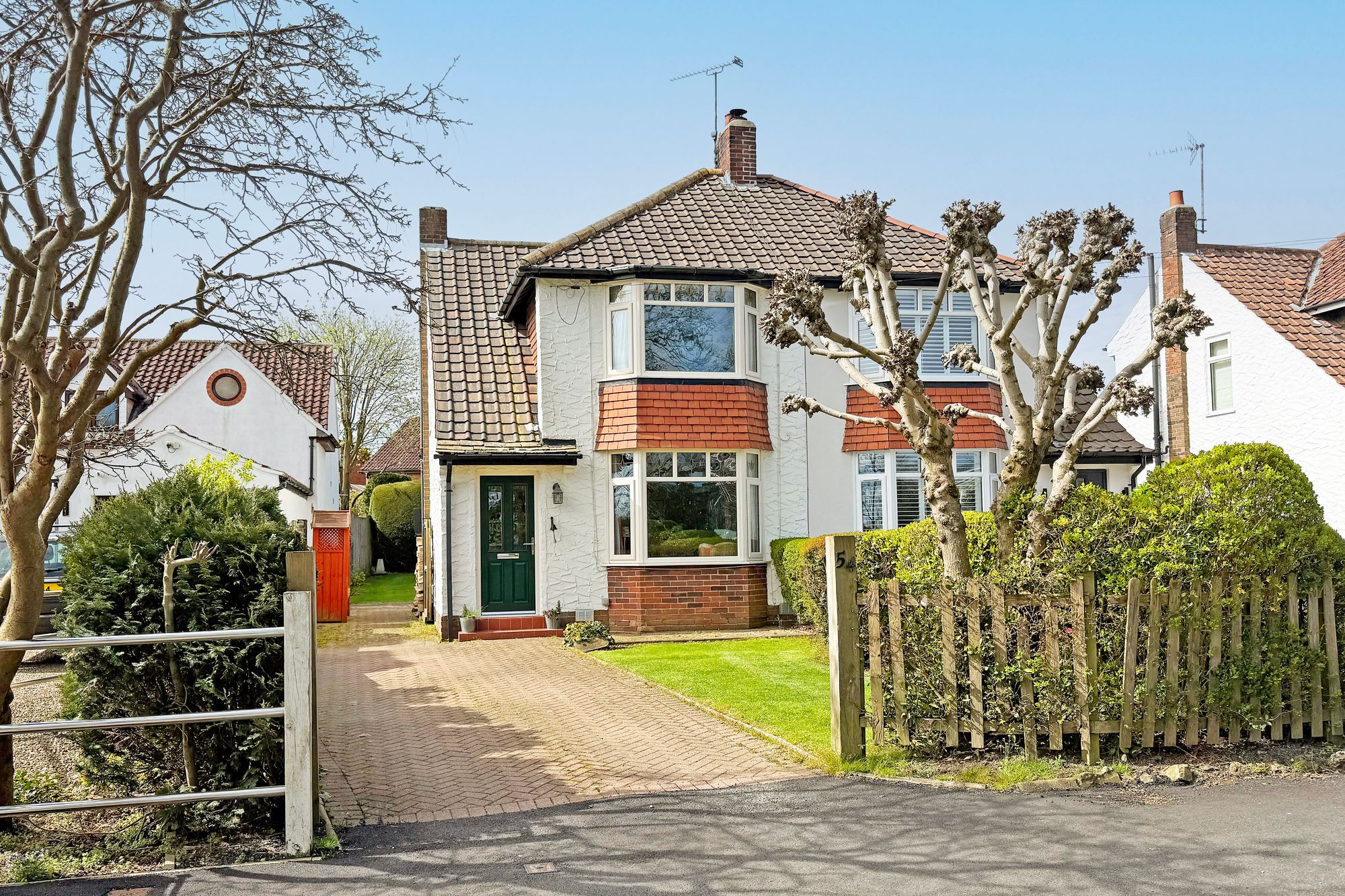 Yew Tree Lane, Harrogate, HG2