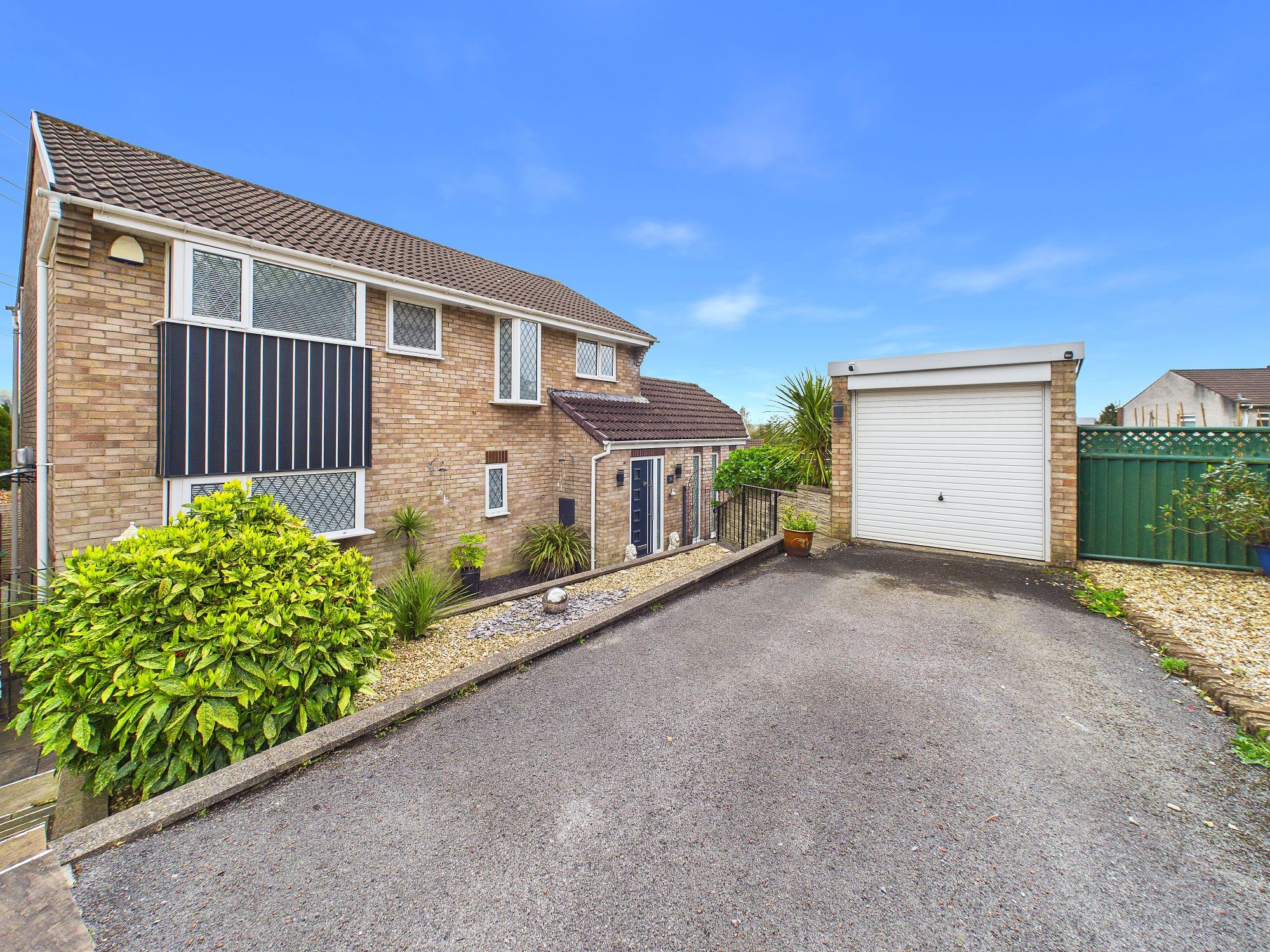 Radnor Drive, Morriston, SA6
