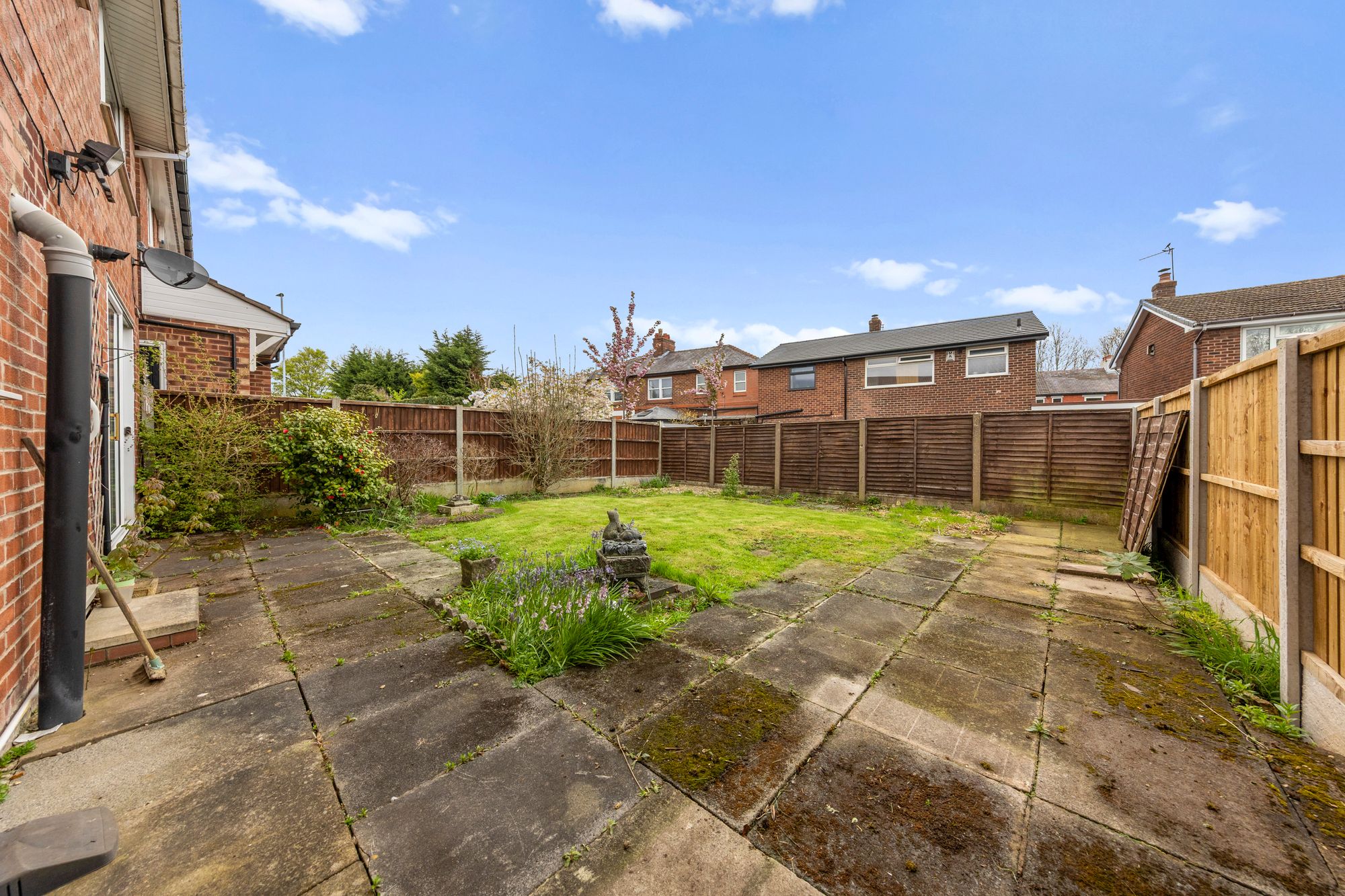 Tragan Drive, Penketh, WA5