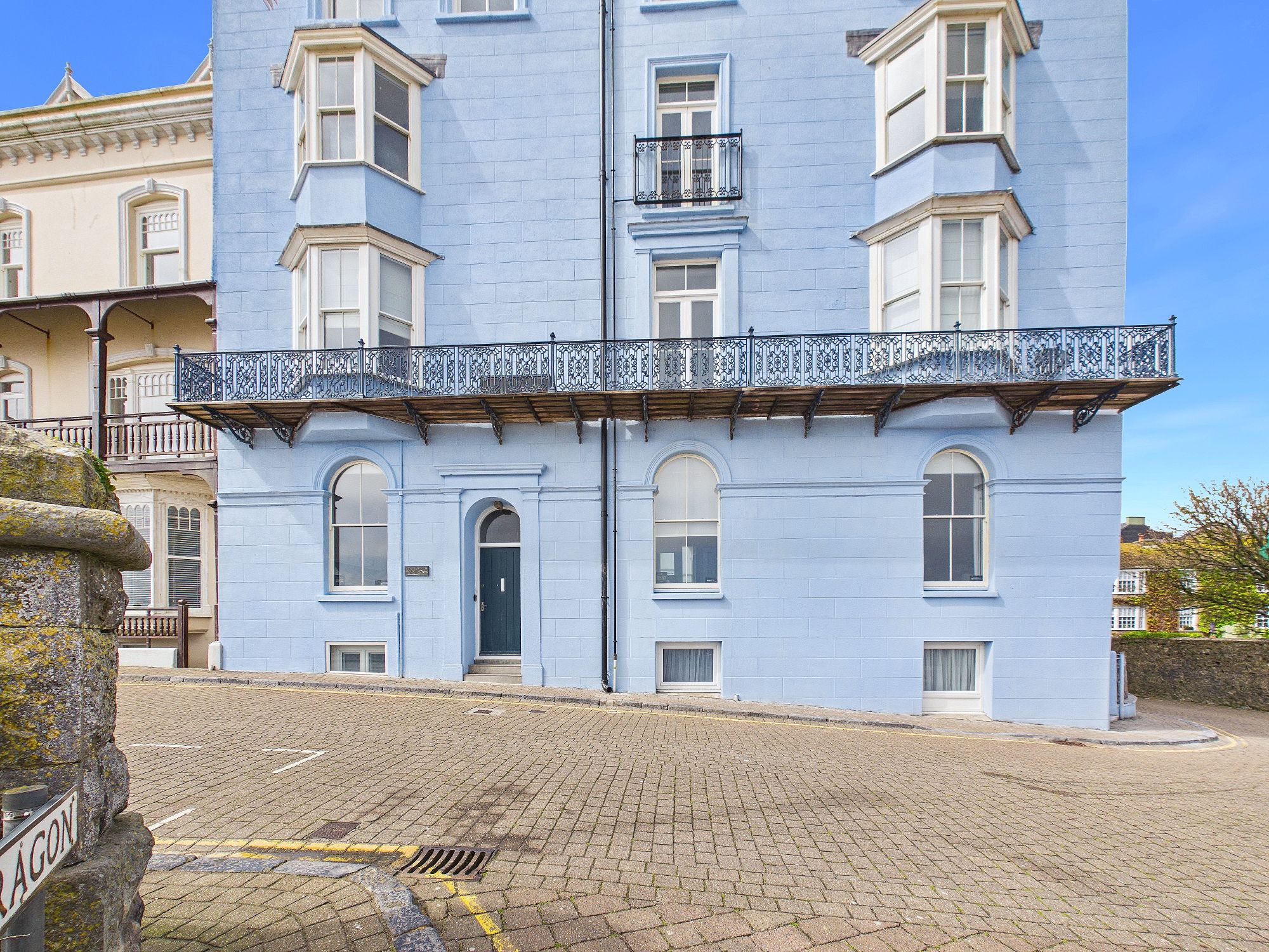 Flat 1 Gunfort Mansions, Creswell Street, Tenby, SA70 7HG