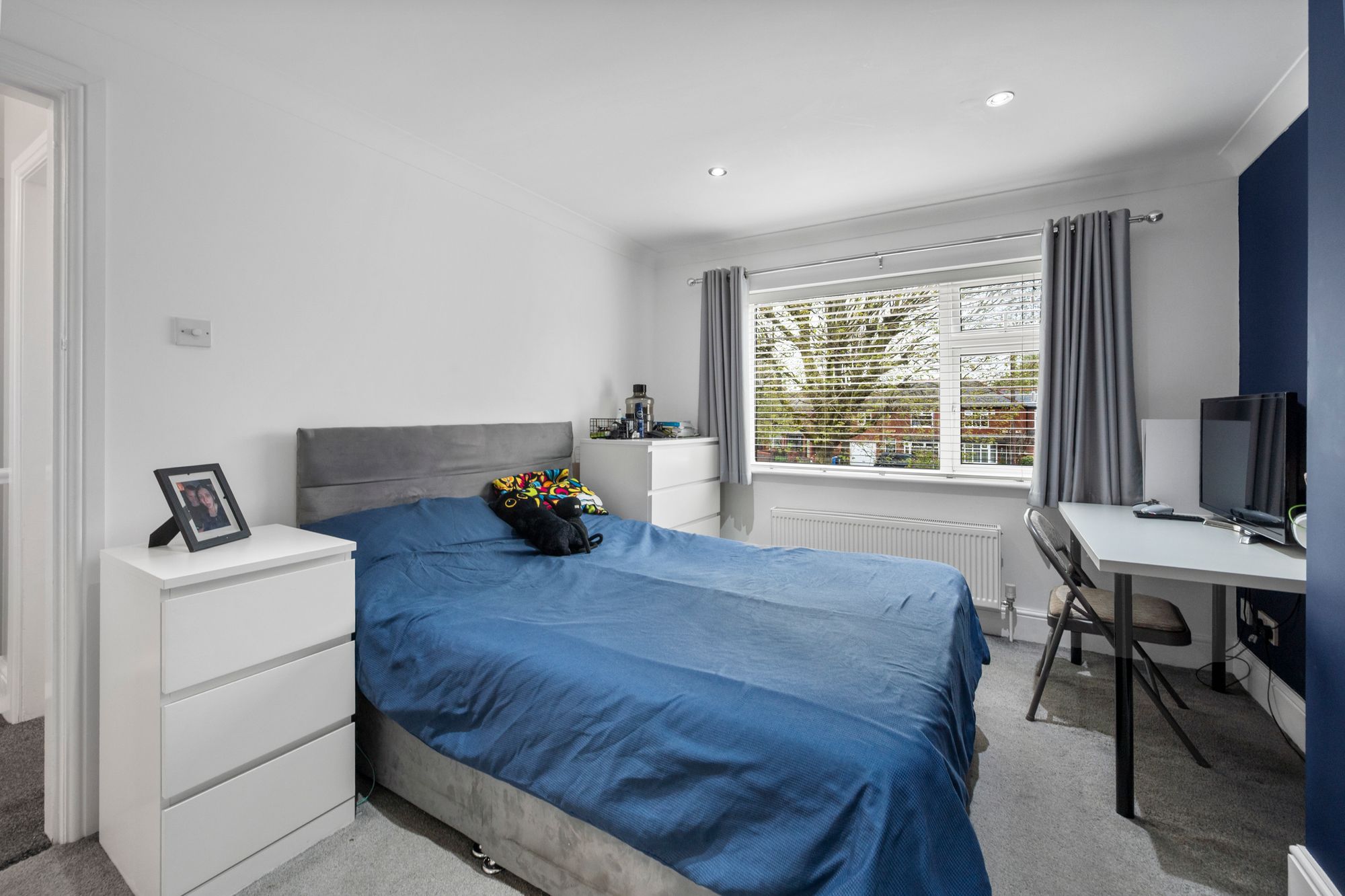 Connaught Avenue, Warrington