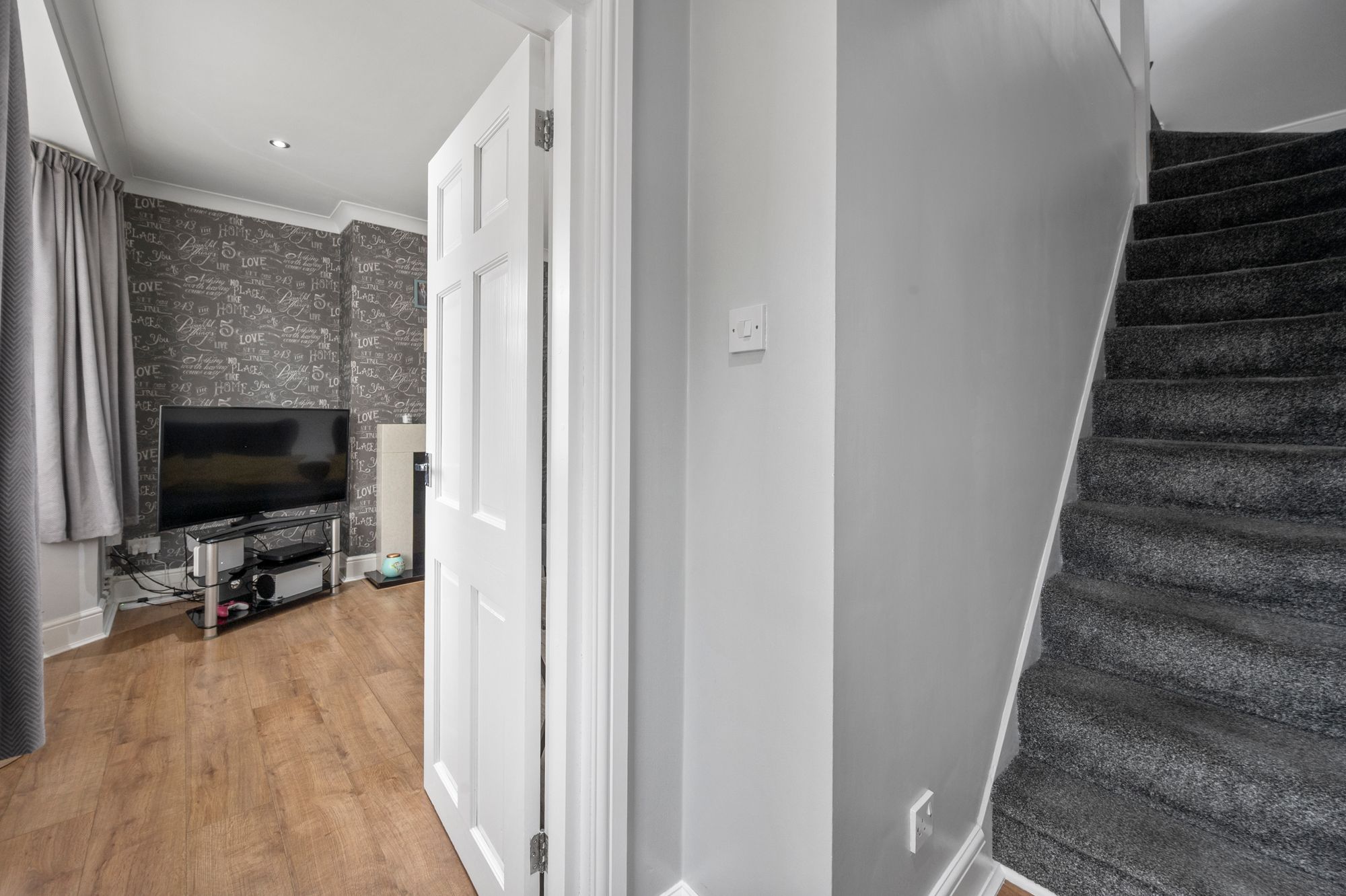 Connaught Avenue, Warrington