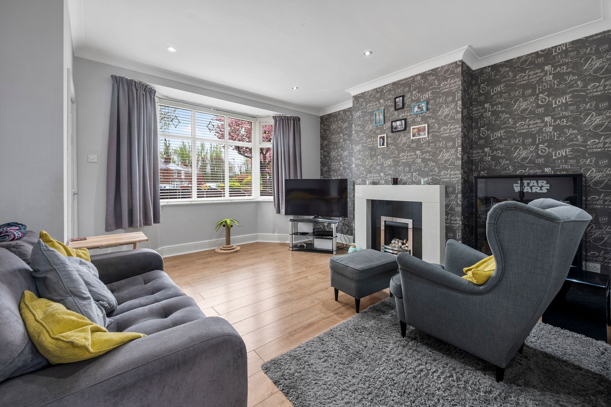 Connaught Avenue, Warrington