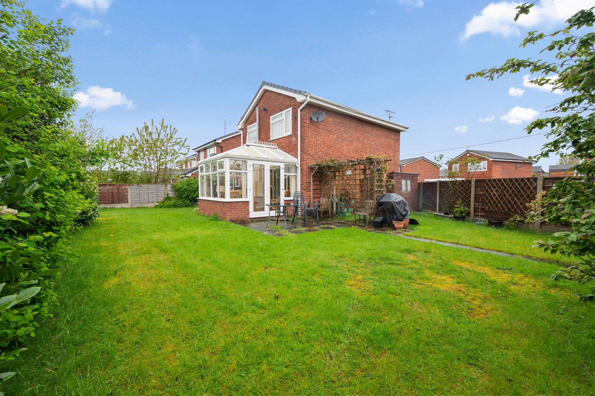 Shropshire Close, Warrington