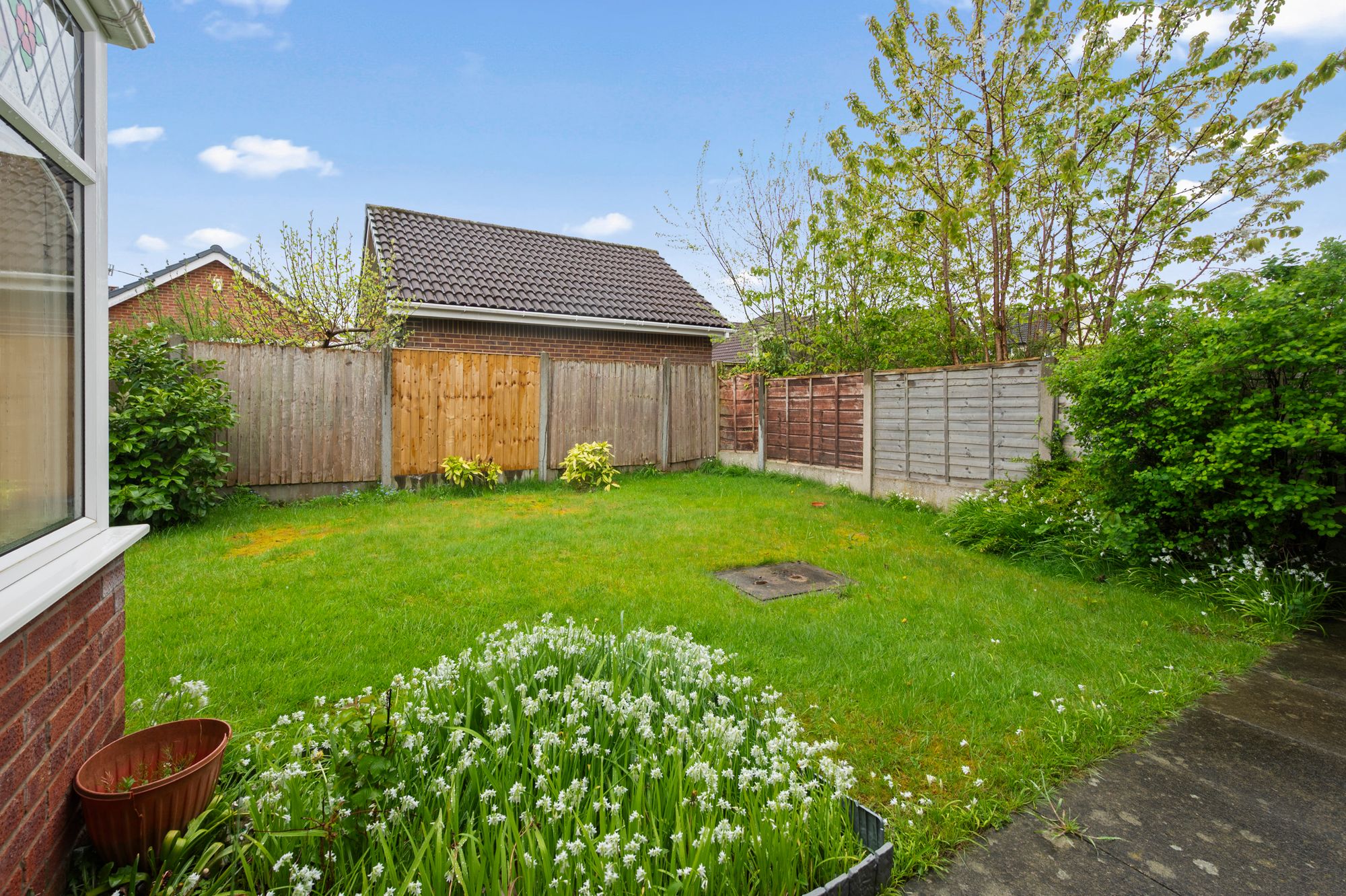 Shropshire Close, Warrington