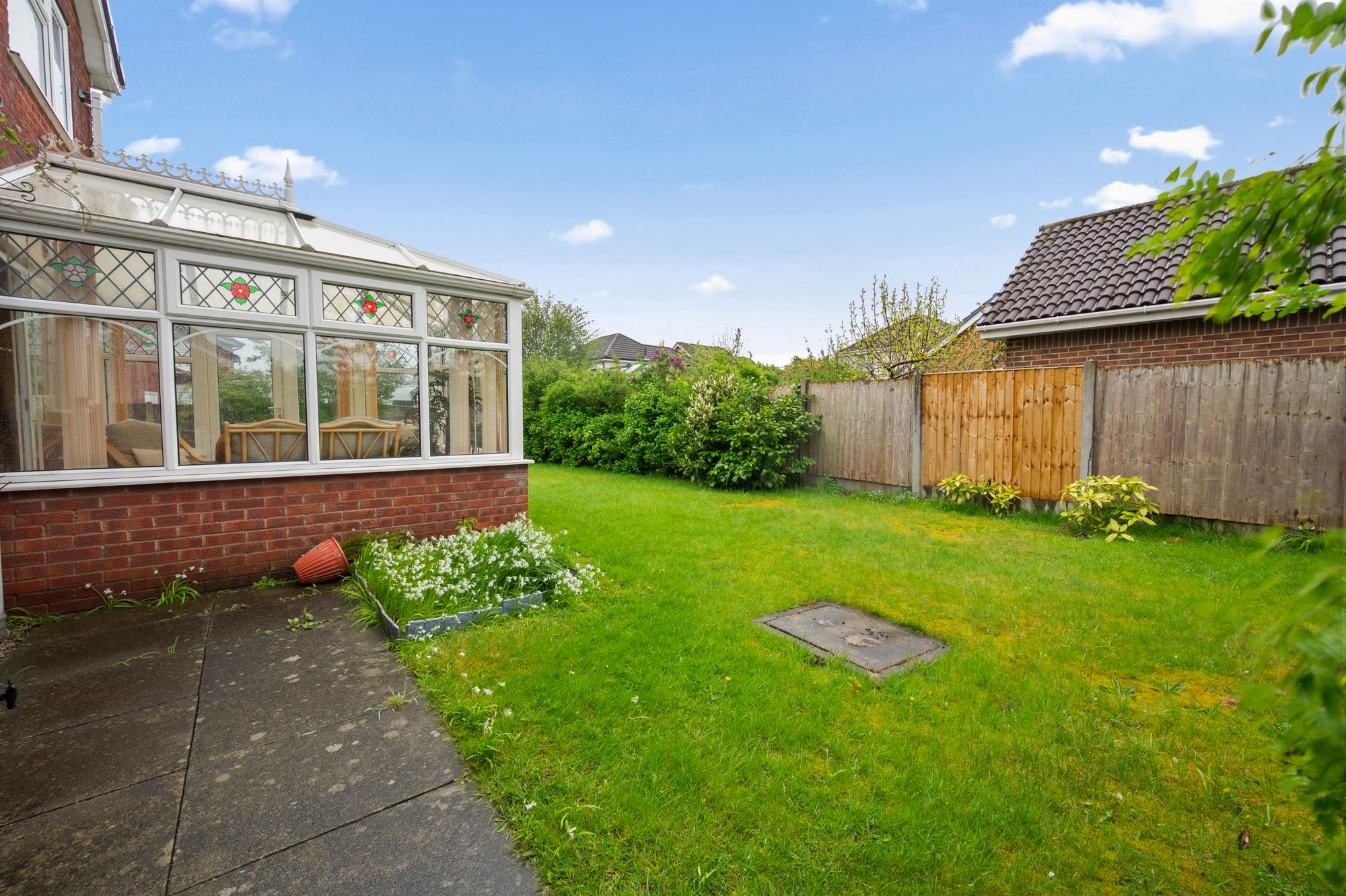 Shropshire Close, Warrington