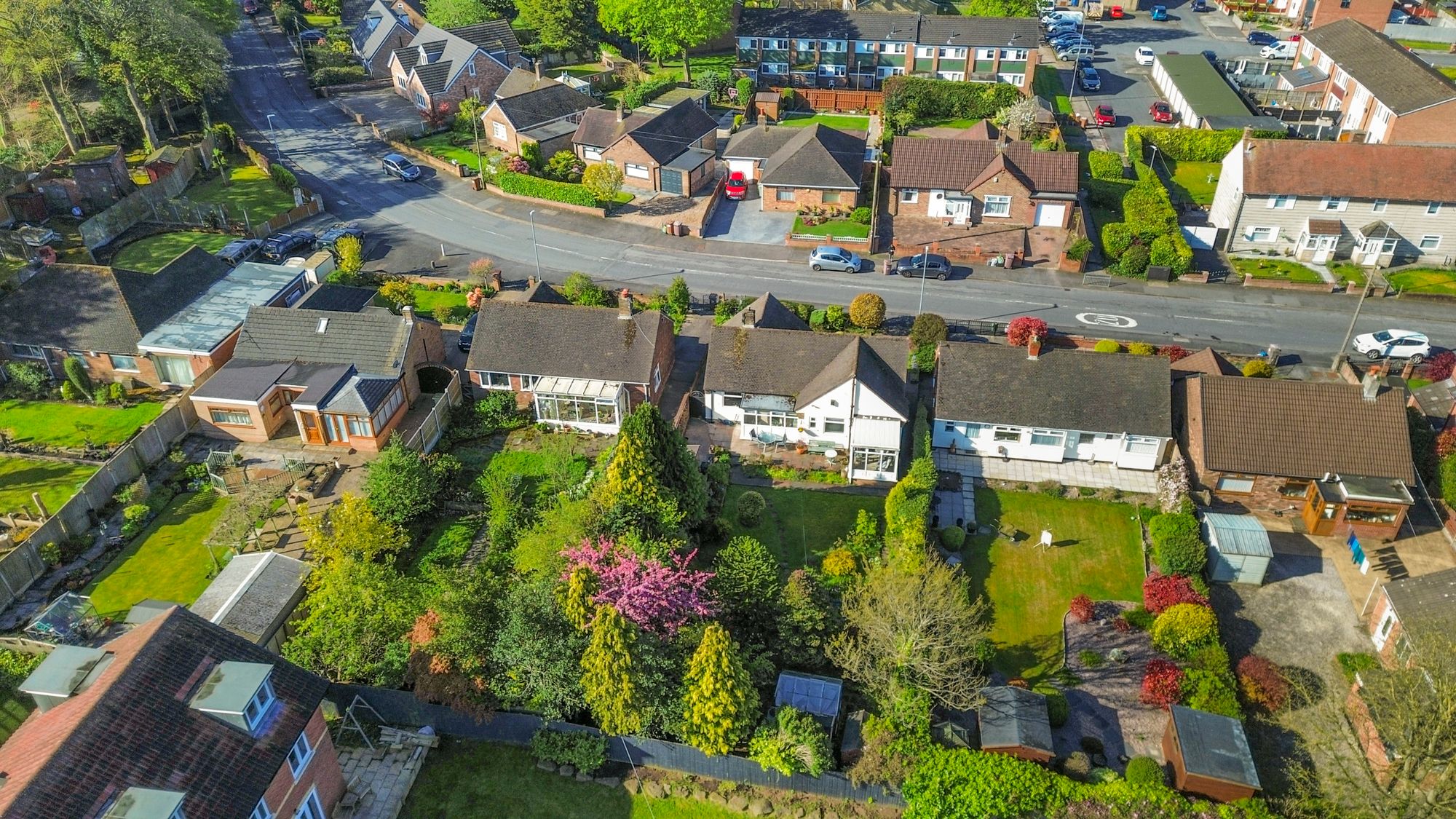 The Avenue, St. Helens