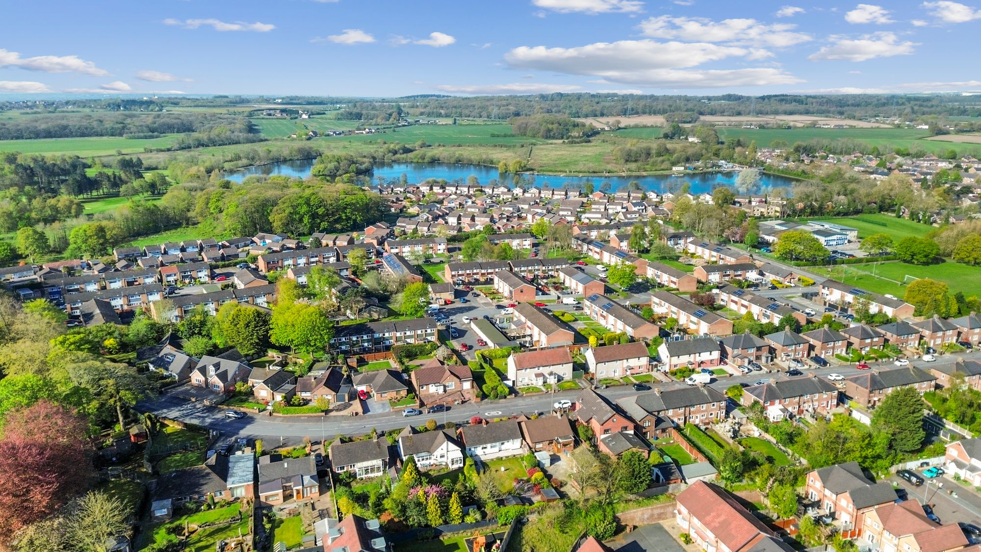 The Avenue, St. Helens