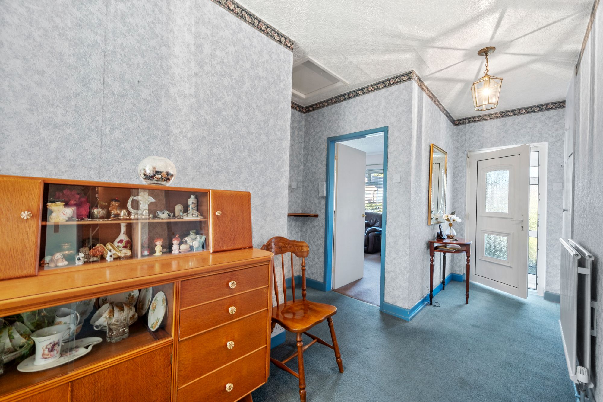 The Avenue, St. Helens