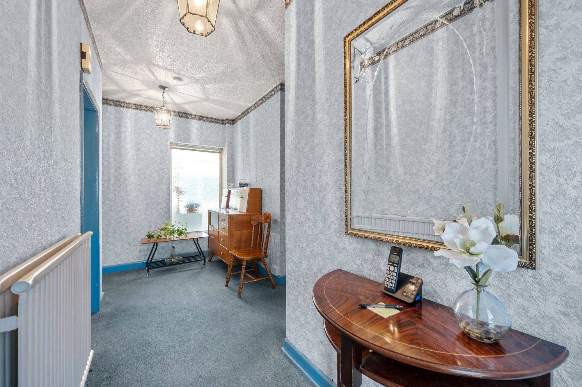 The Avenue, St. Helens