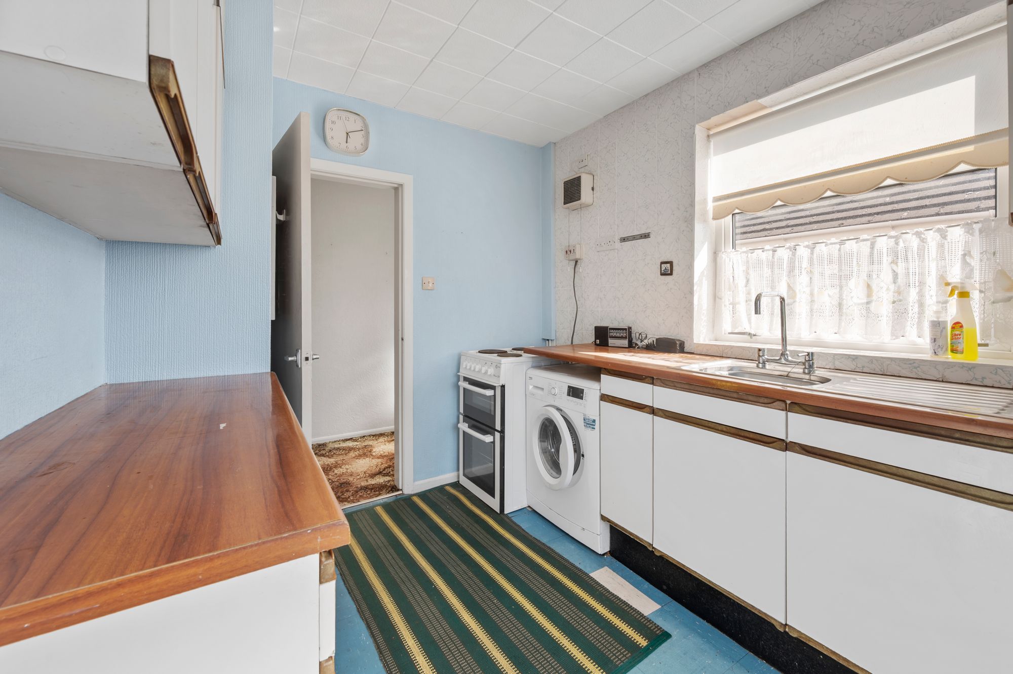 Ferndale Close, Woolston, WA1