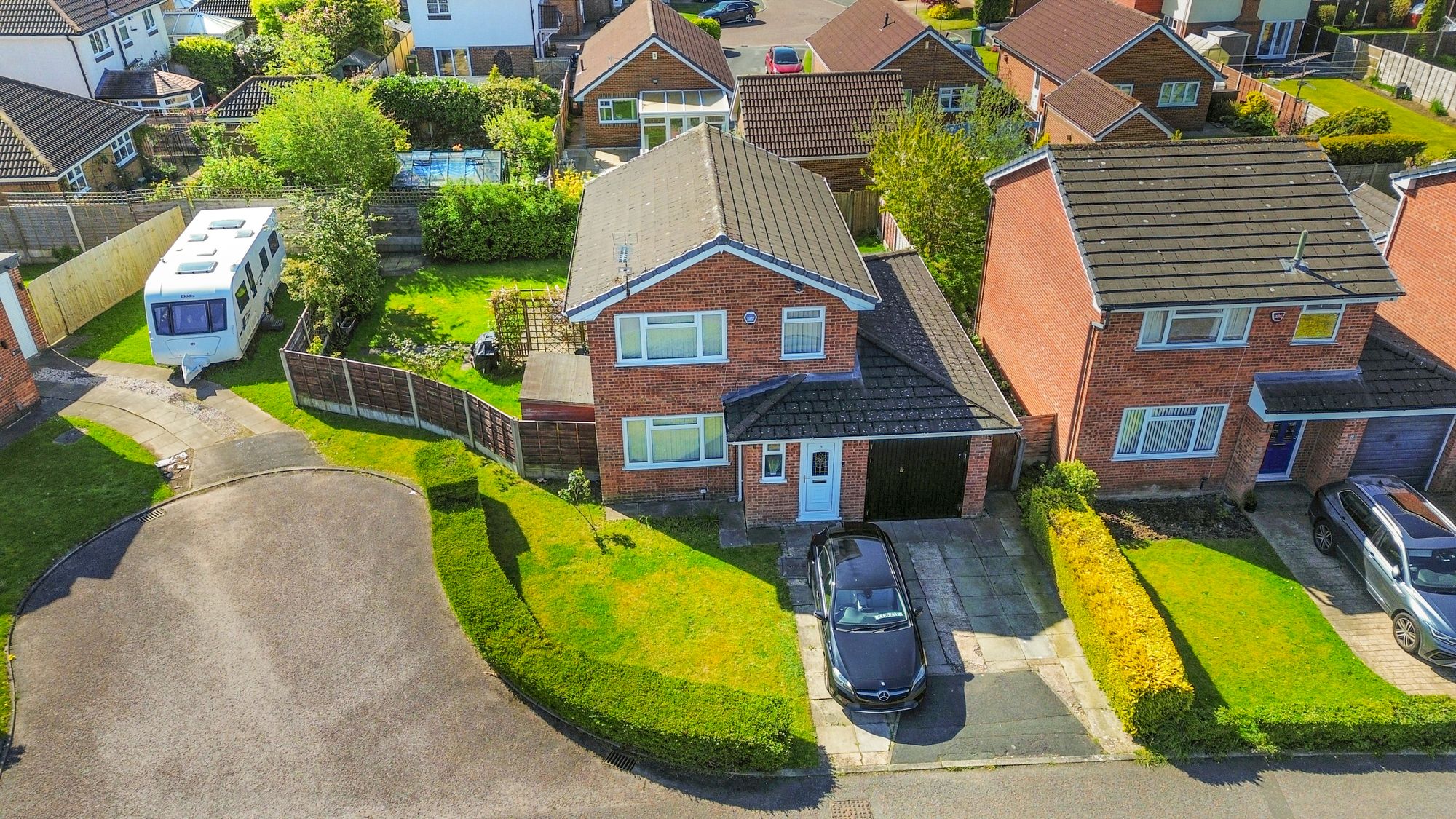 Shropshire Close, Woolston, WA1