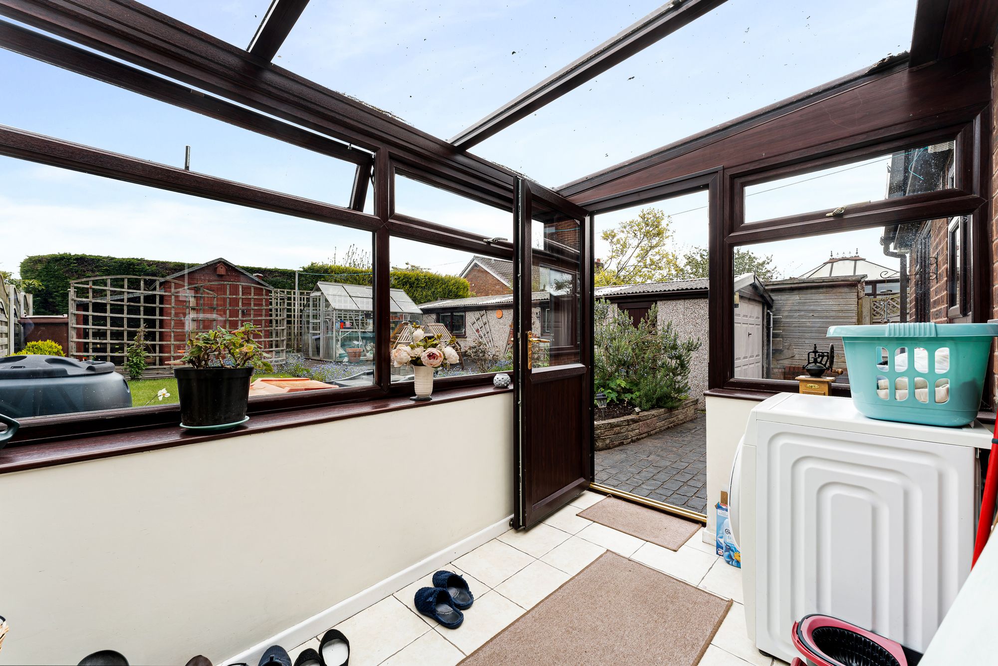 Maple Avenue, Sutton Weaver, WA7