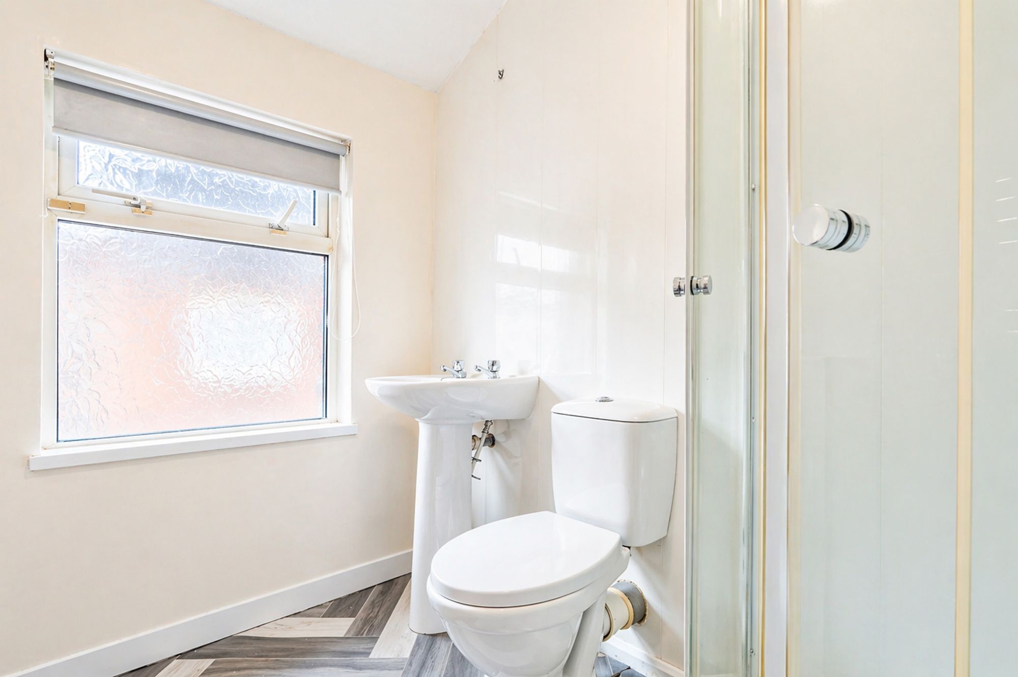 f74a3126-cf9b-492c-8de1-fa14e3d8a5bf