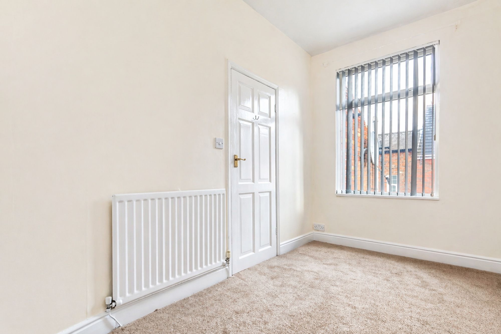 ef38a31b-20a2-4a8c-9060-241cd26c97f2