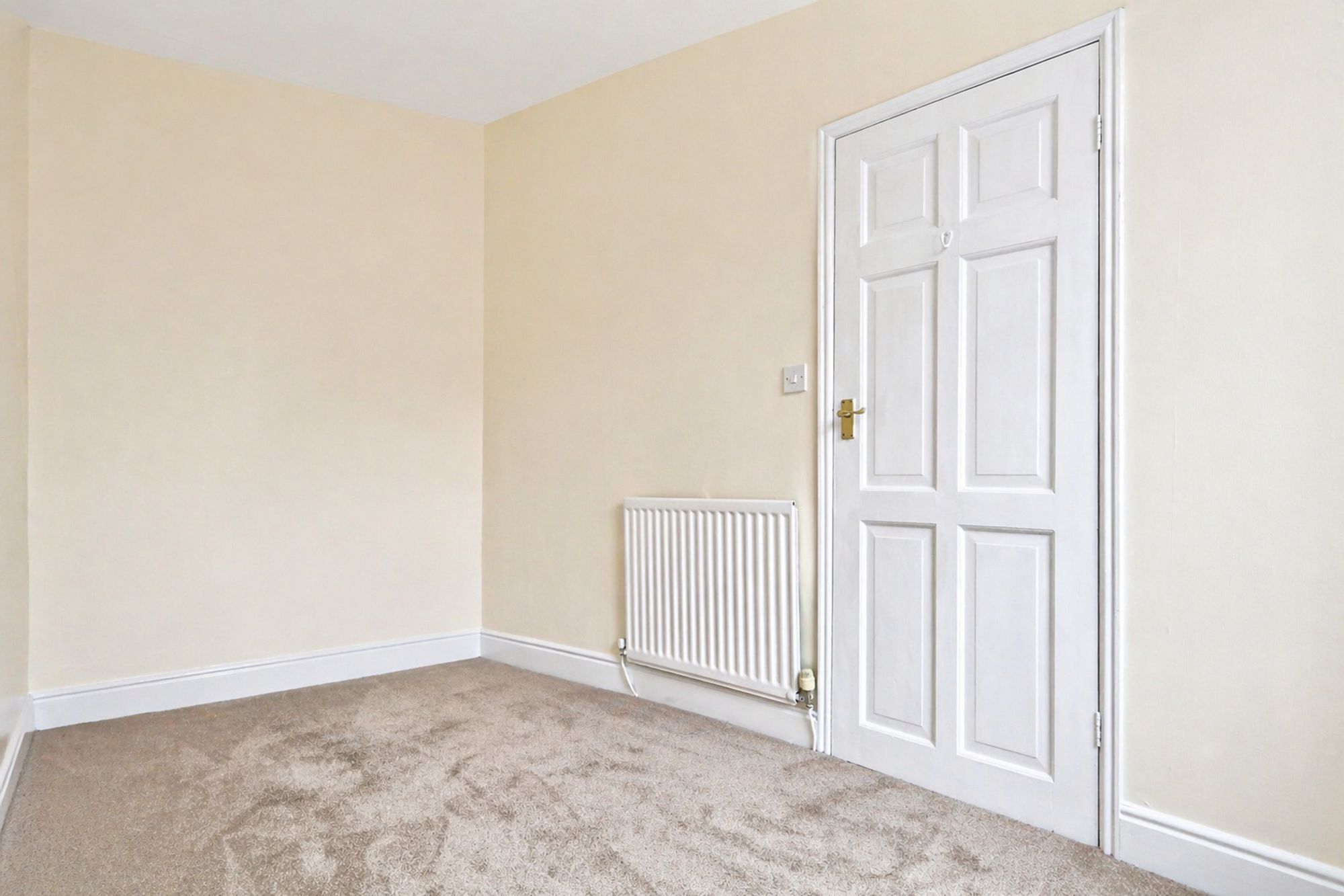 e9d0aad6-f7e1-417f-94de-a0382263354c