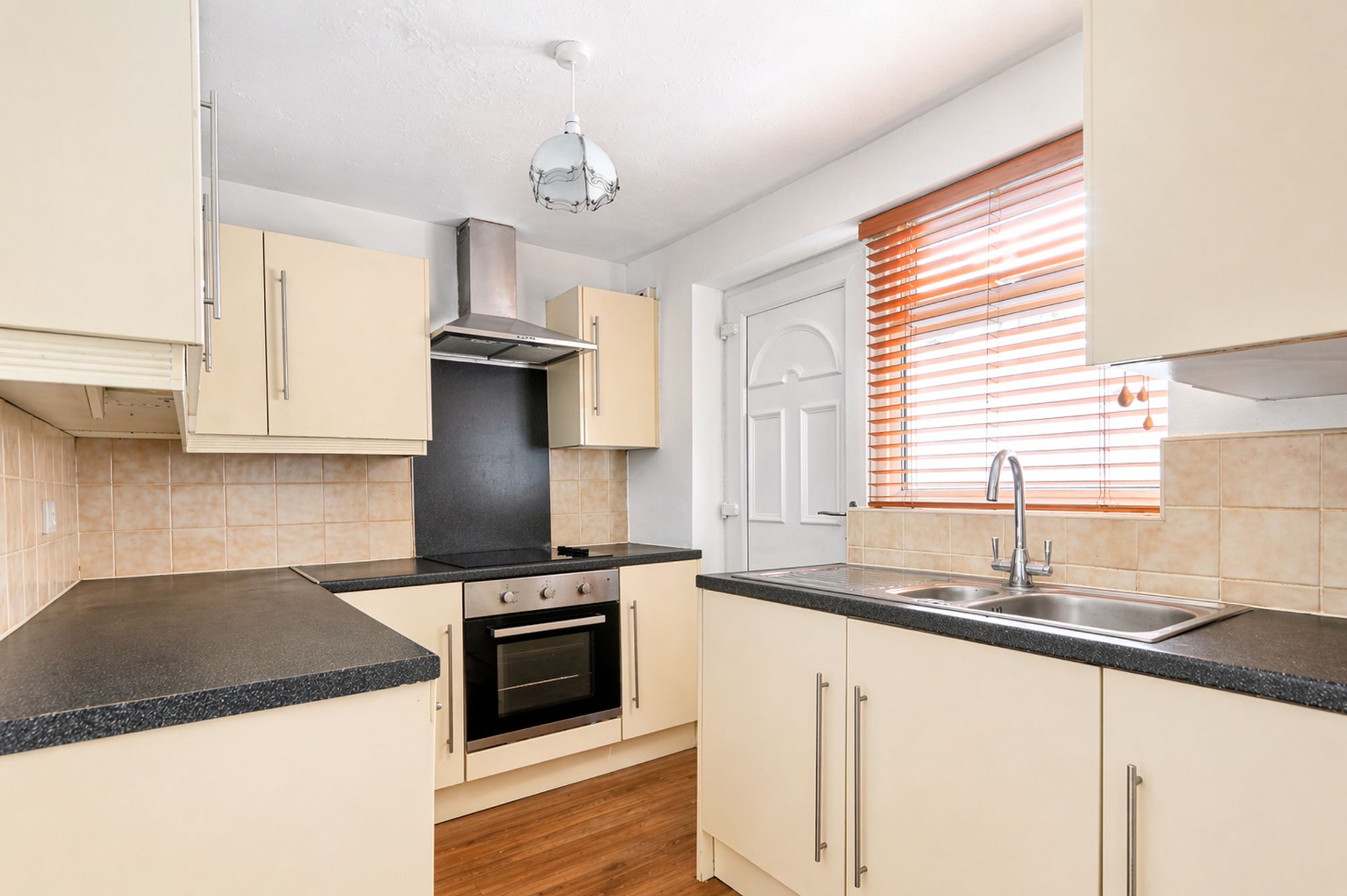 1799027b-4466-42c2-a859-bd4085050476