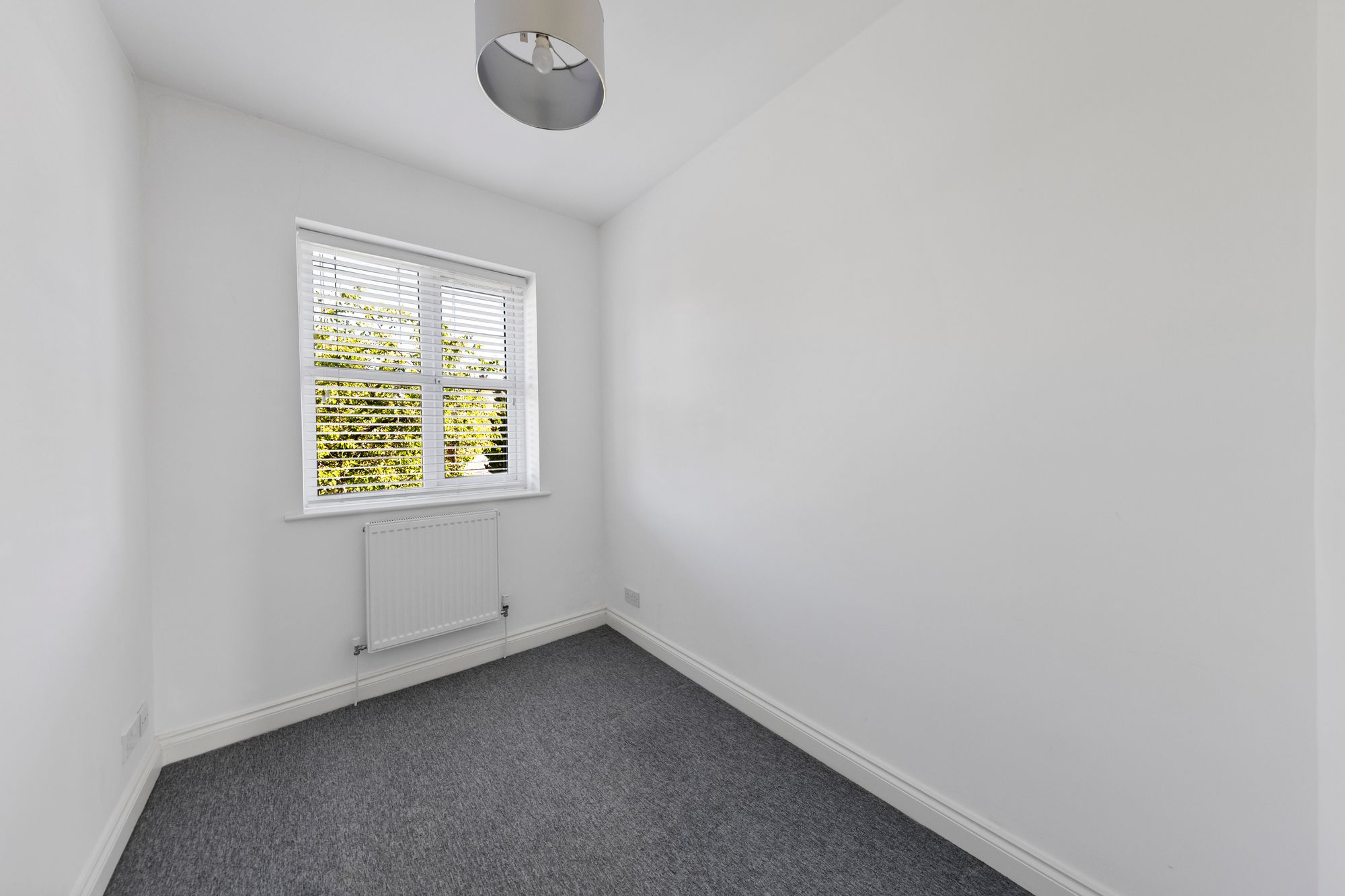 Raymond Avenue, Warrington