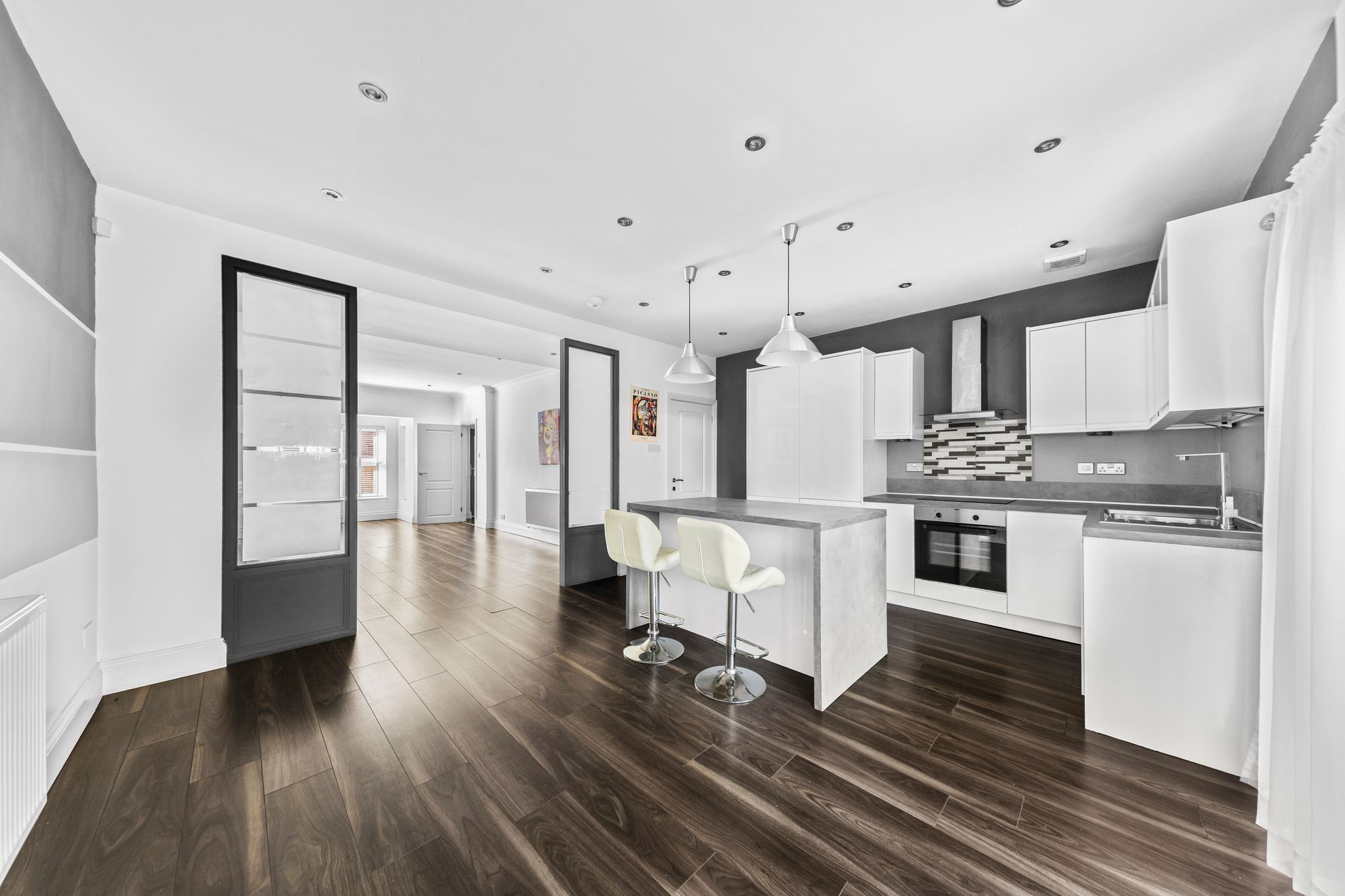 Raymond Avenue, Warrington