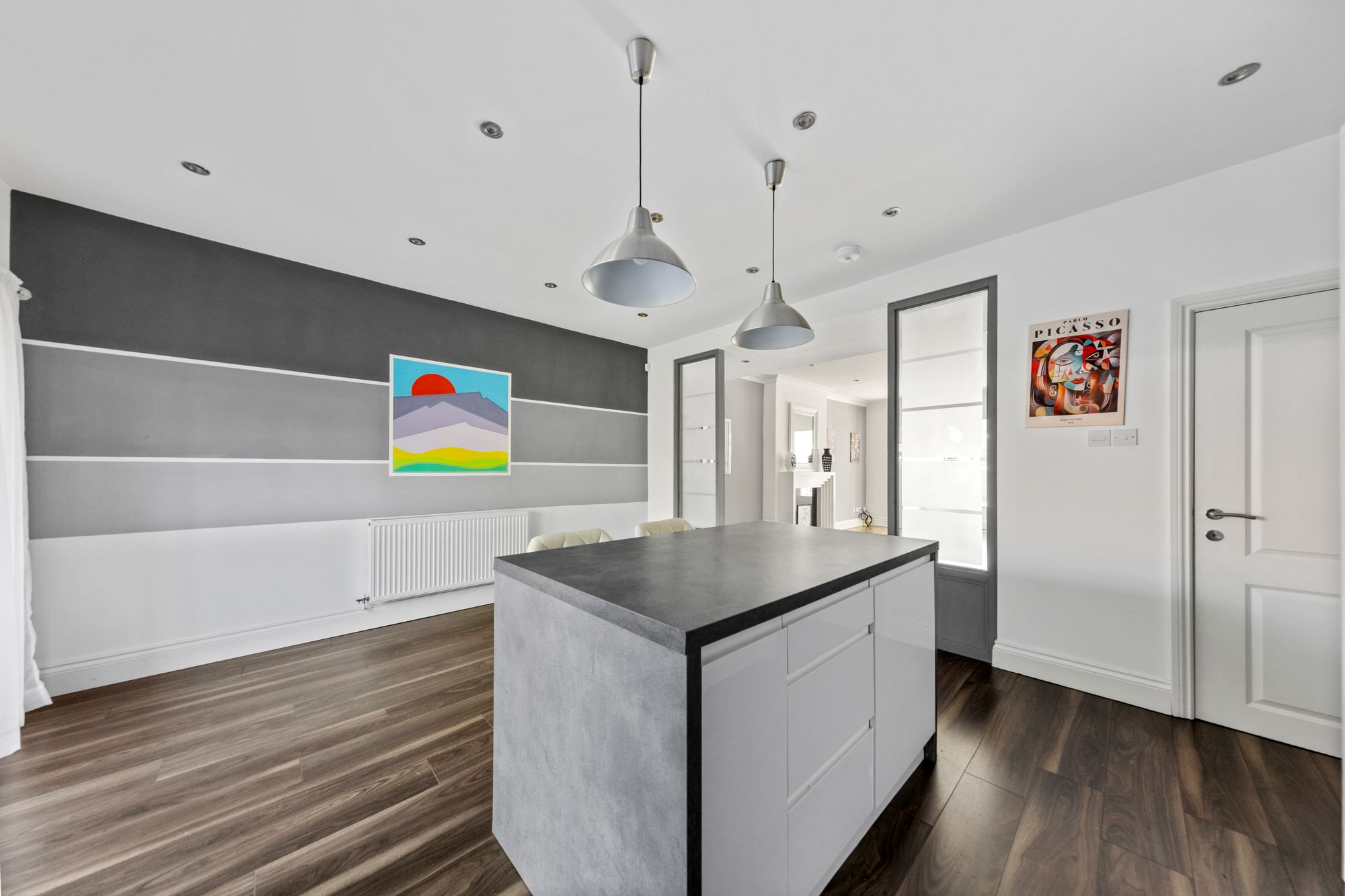 Raymond Avenue, Warrington