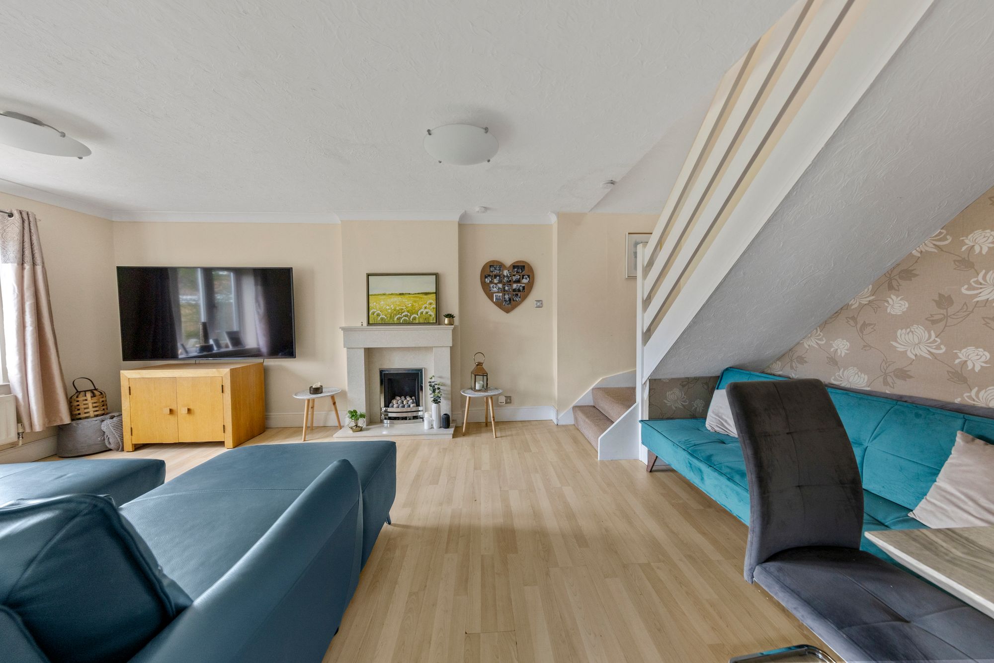 Holyhead Close, Warrington