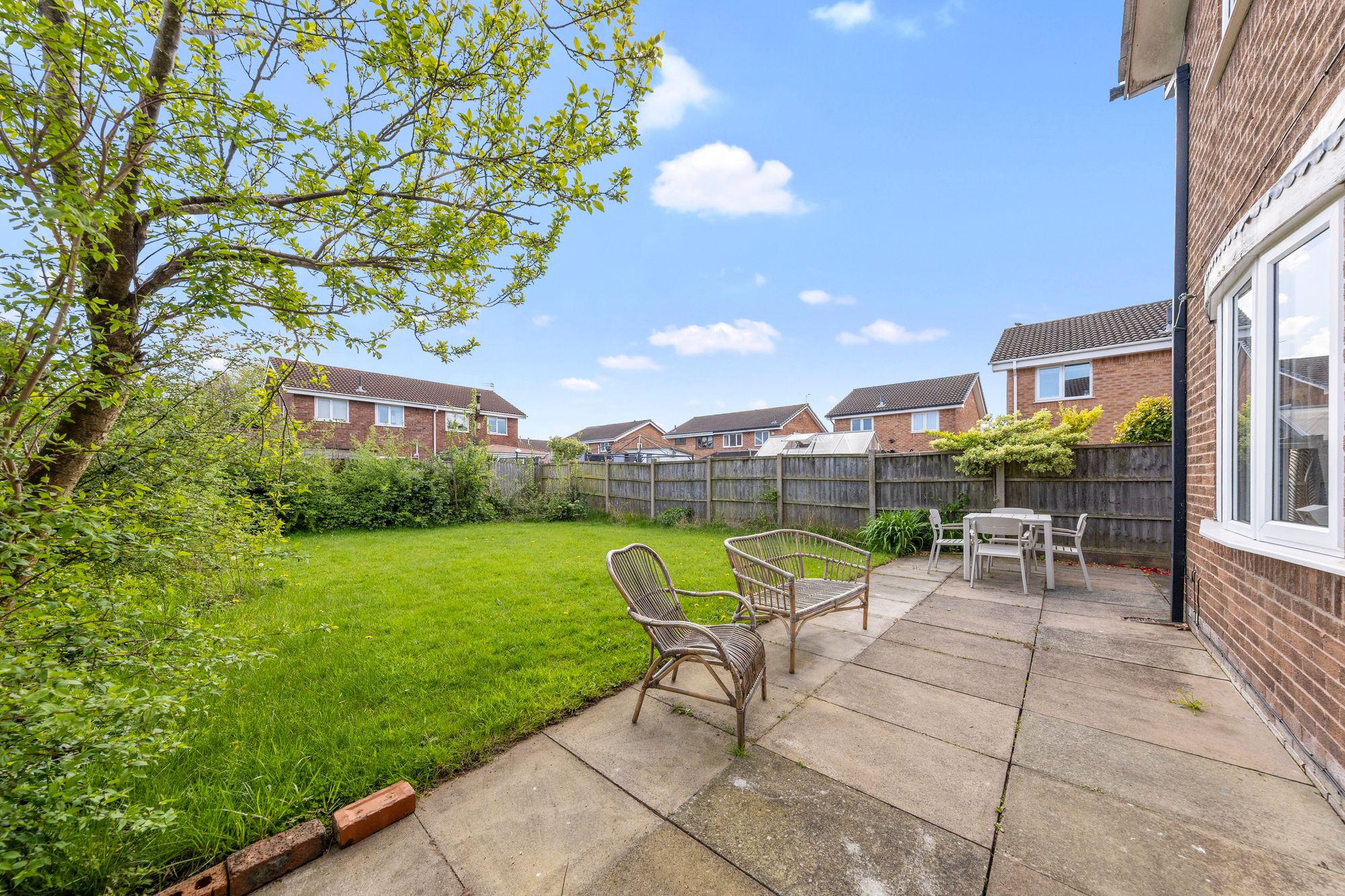 Holyhead Close, Warrington