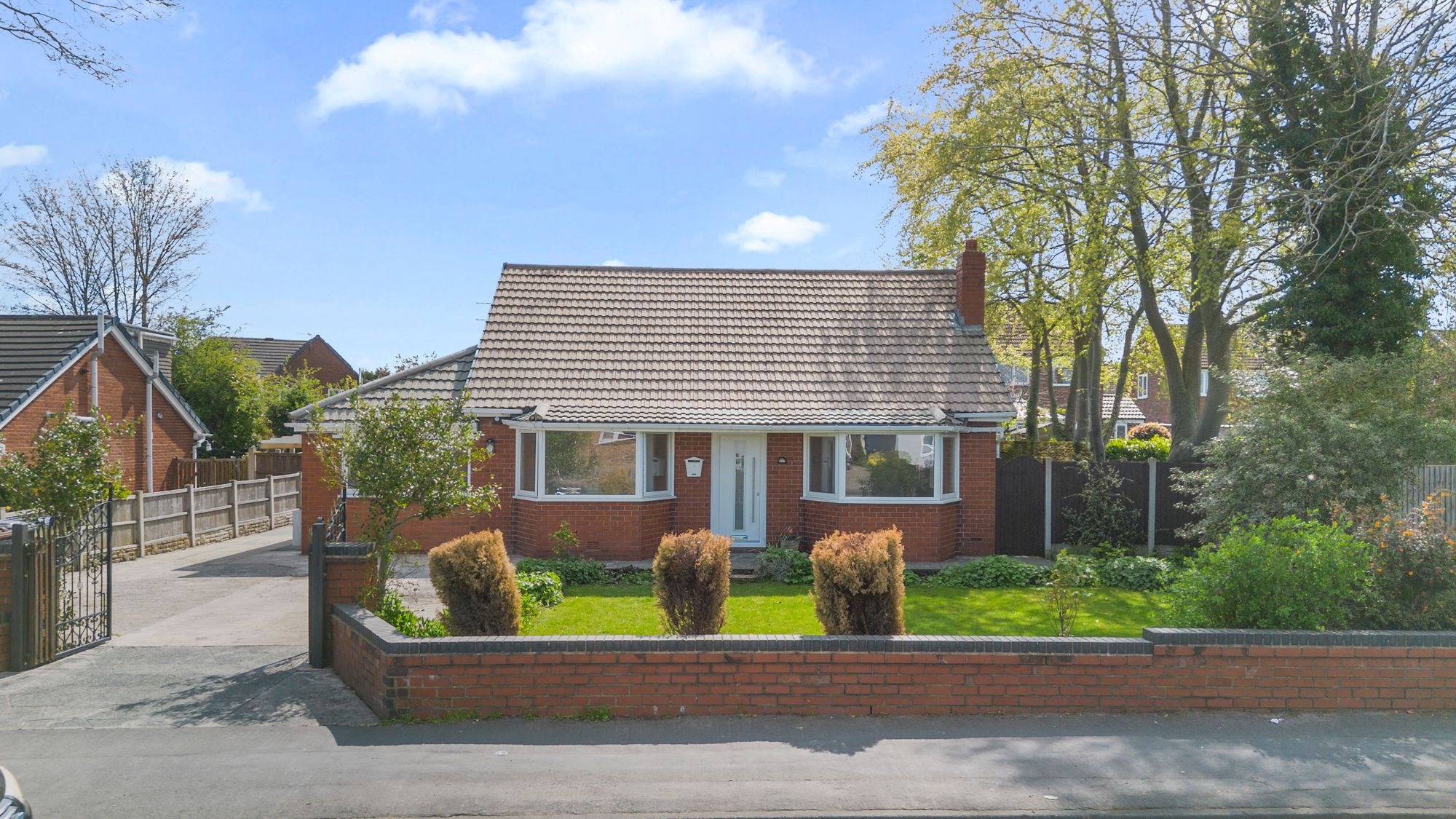 Slag Lane, Lowton, WA3