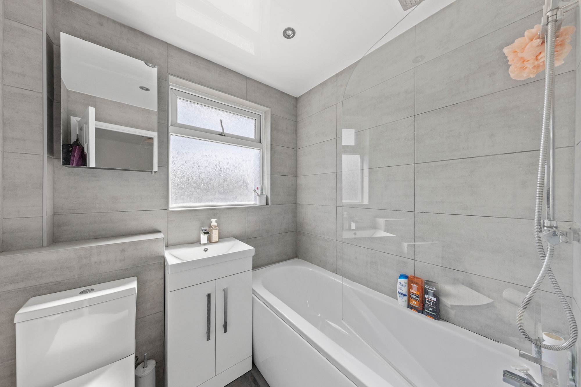 St. Davids Drive, Callands, WA5