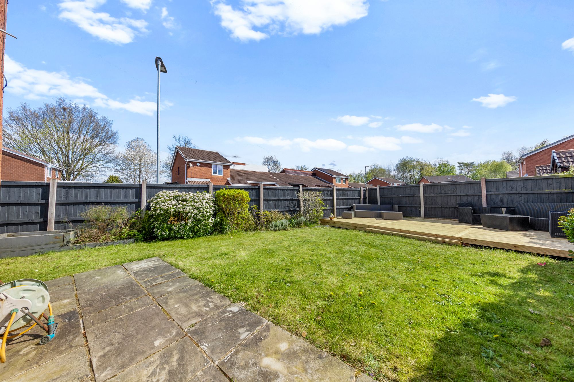 St. Davids Drive, Callands, WA5