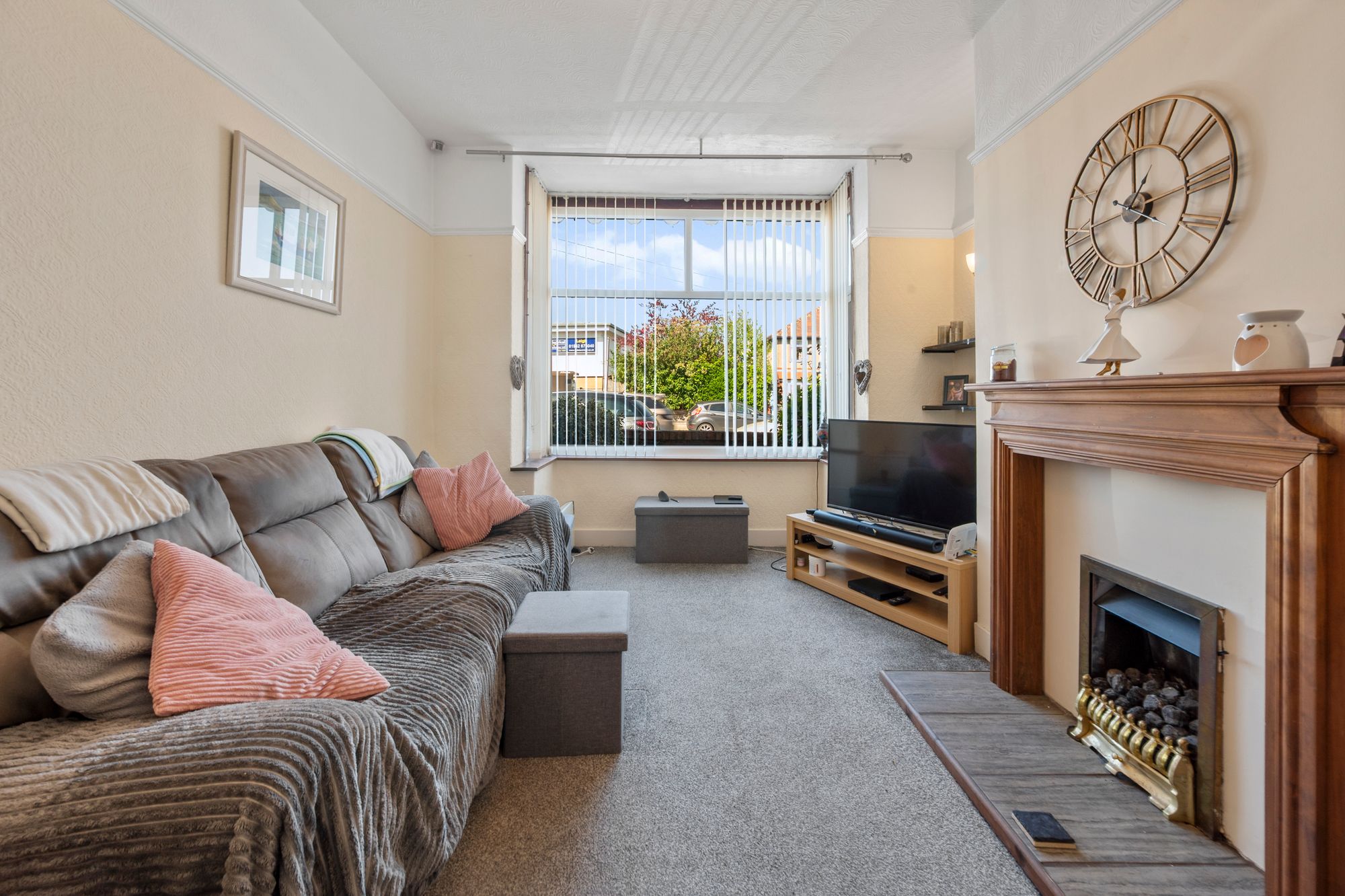 St. Helens Road, Leigh