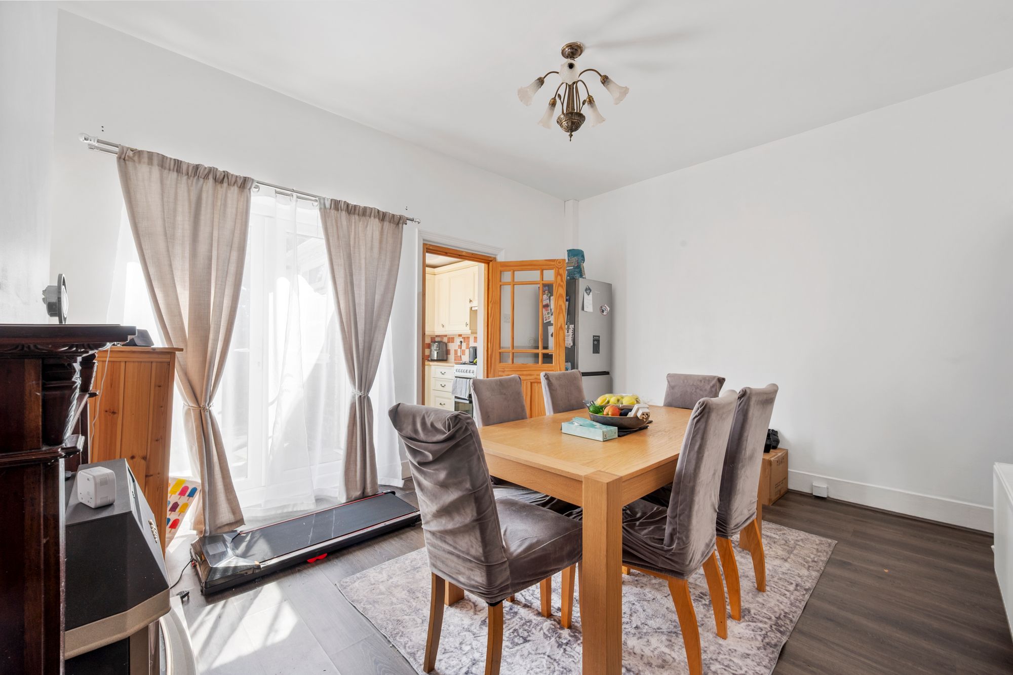 St. Helens Road, Leigh