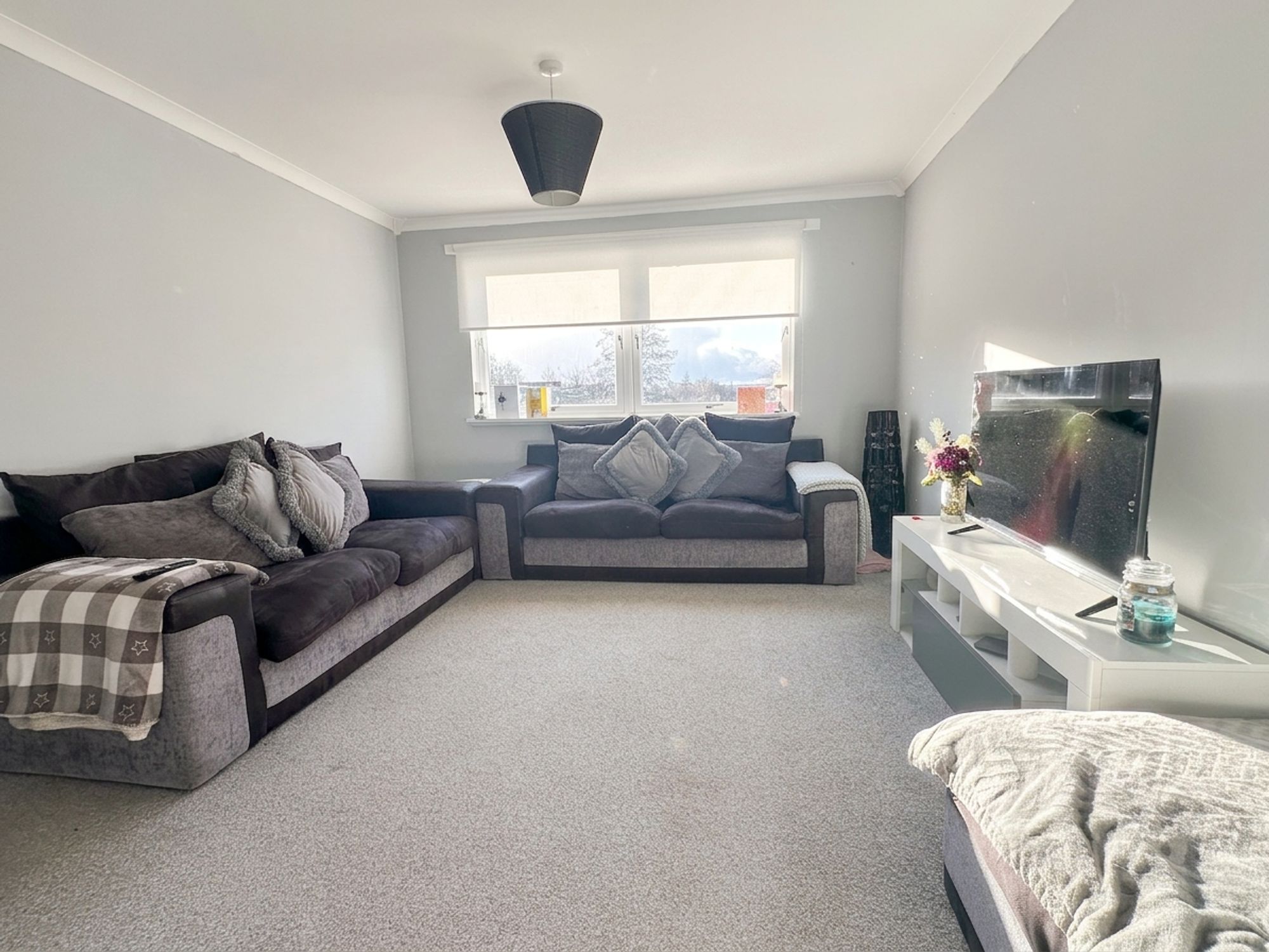 15 Whittagreen Court, Motherwell