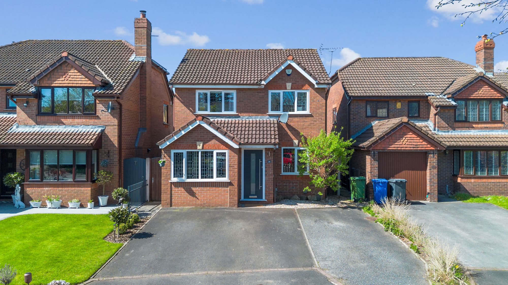 Harrogate Close, Great Sankey, WA5