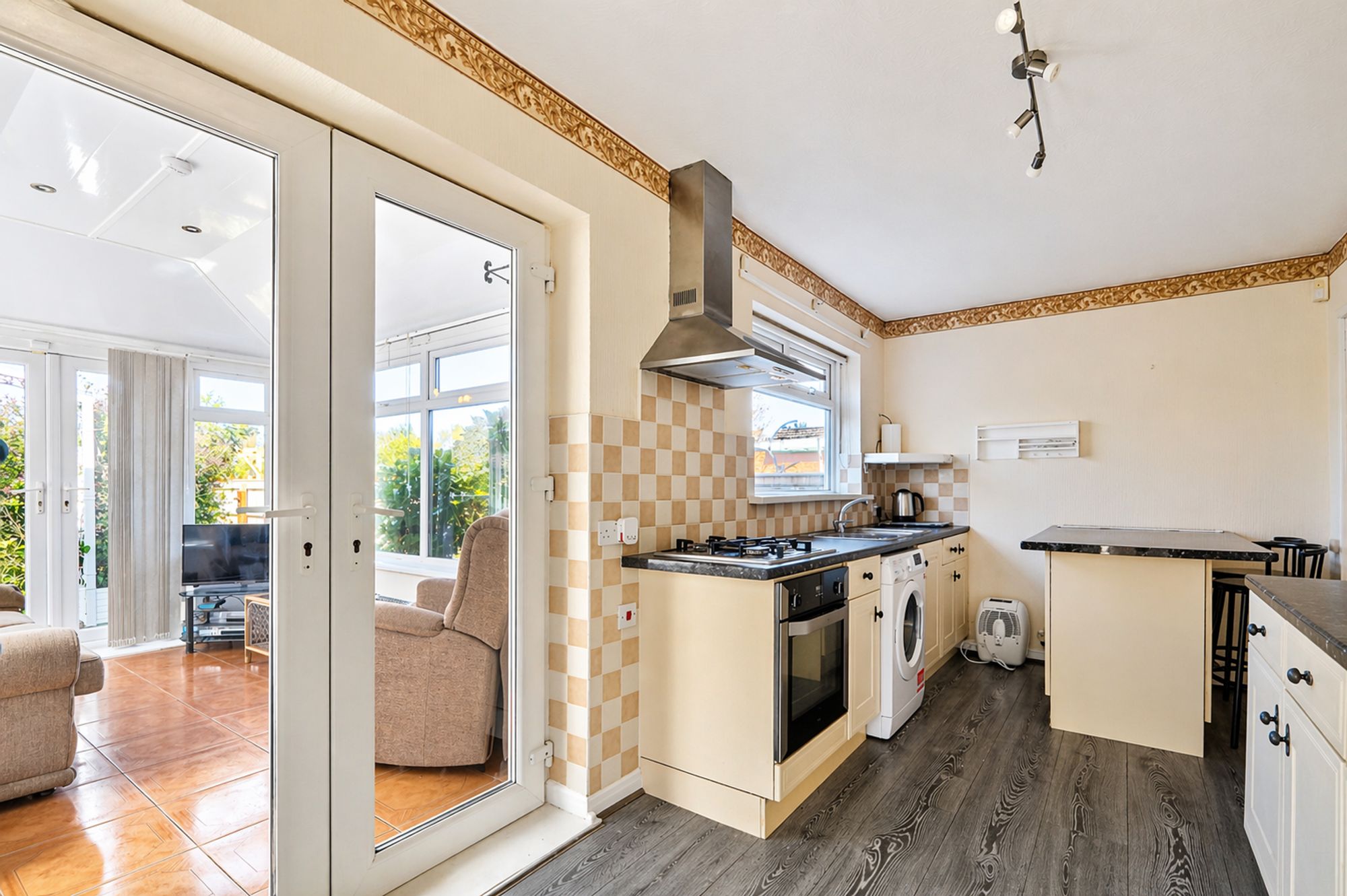 595ca2f5-5ece-4fa4-b4e0-b8eea4d61b9b