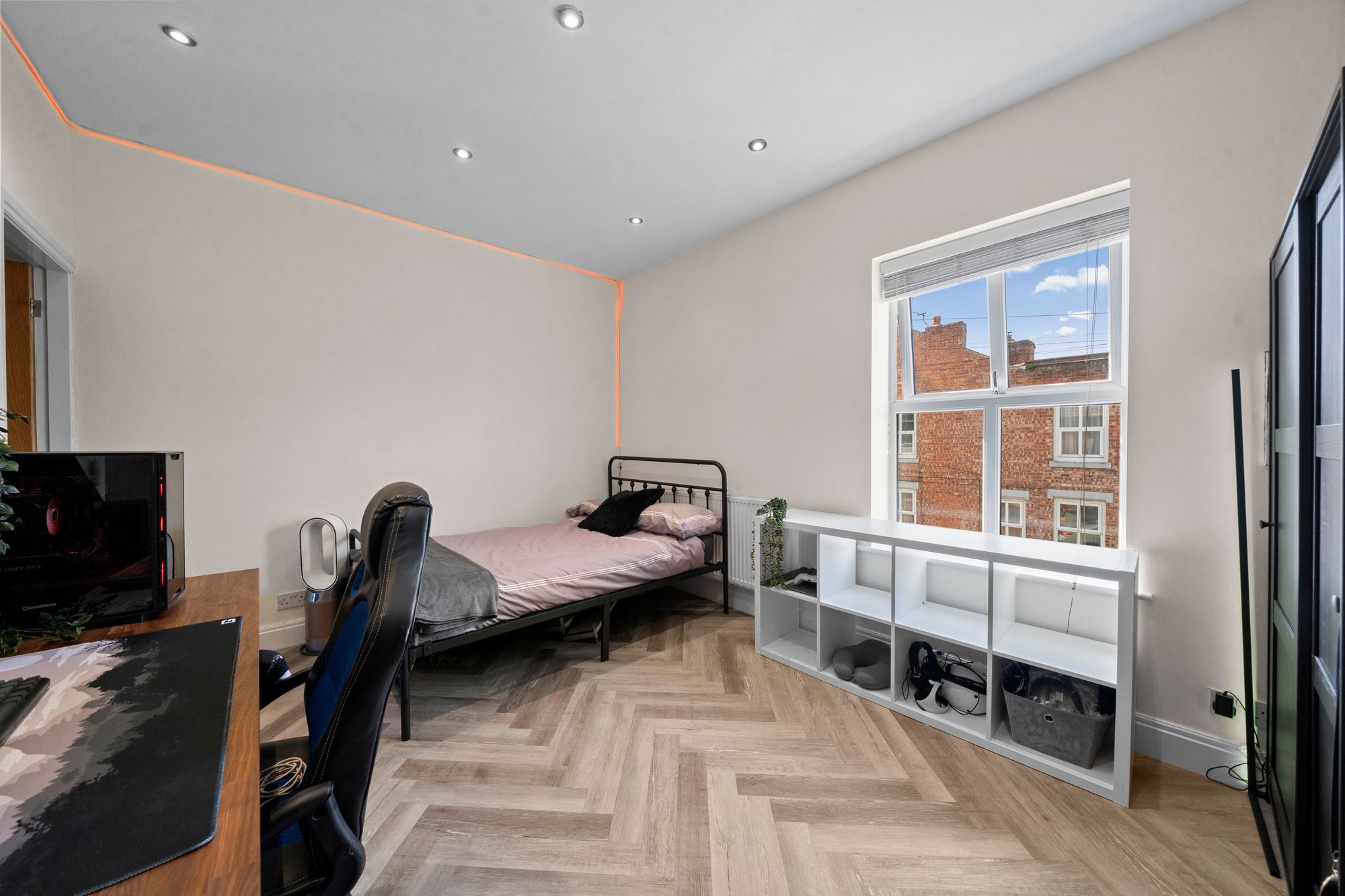 Derwent Street, Leigh, WN7