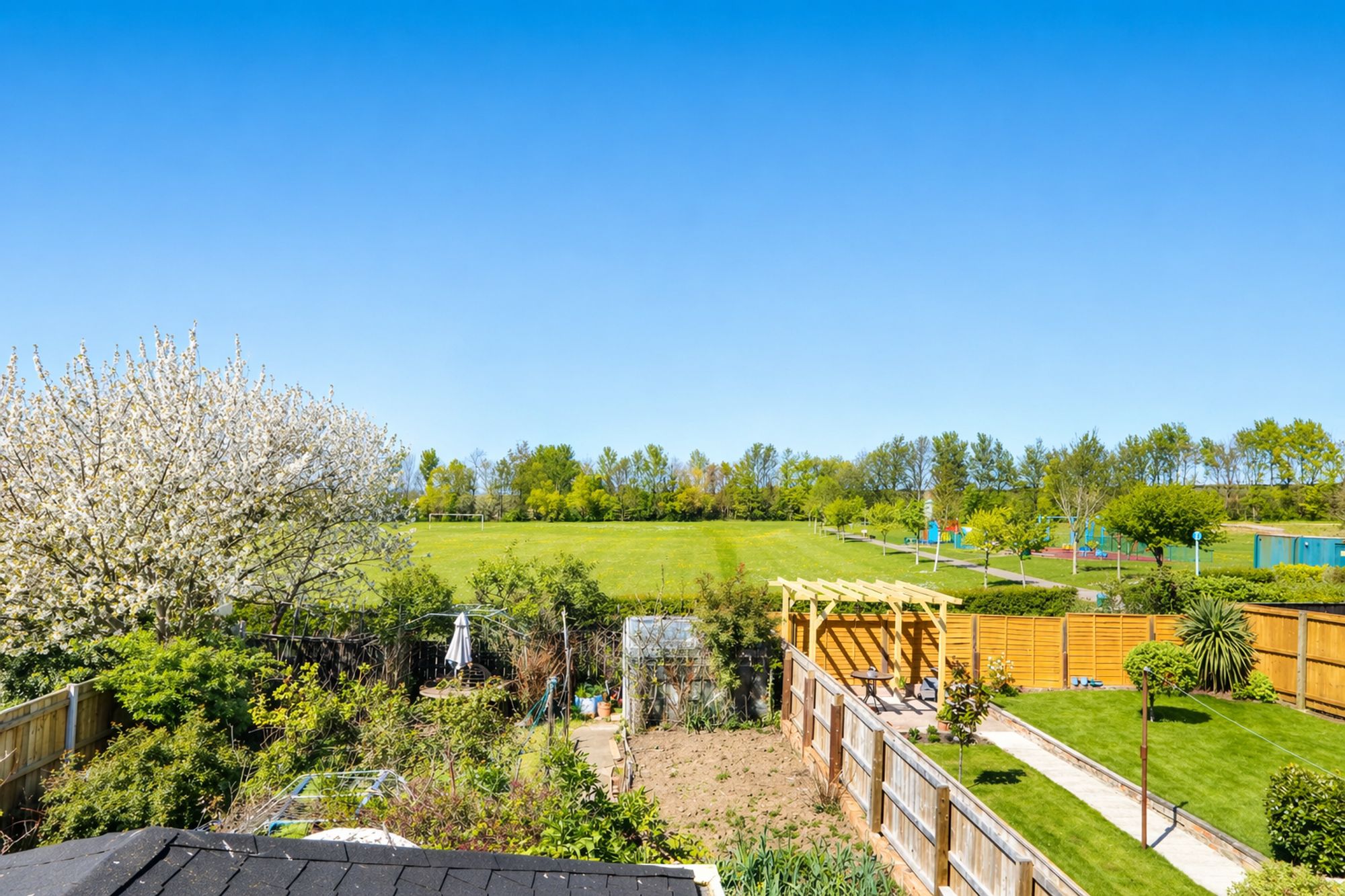 b82d13b1-b28c-496d-9c9e-6be1369bd190