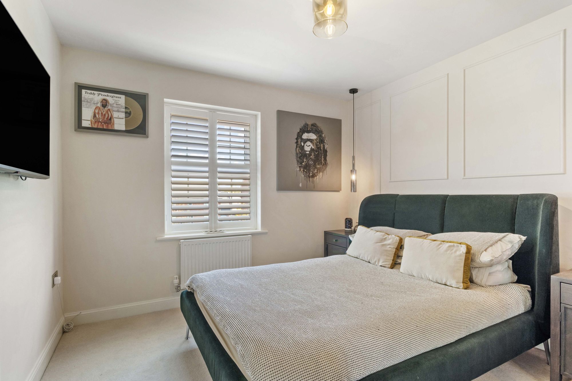 Crispin Grove, Warrington