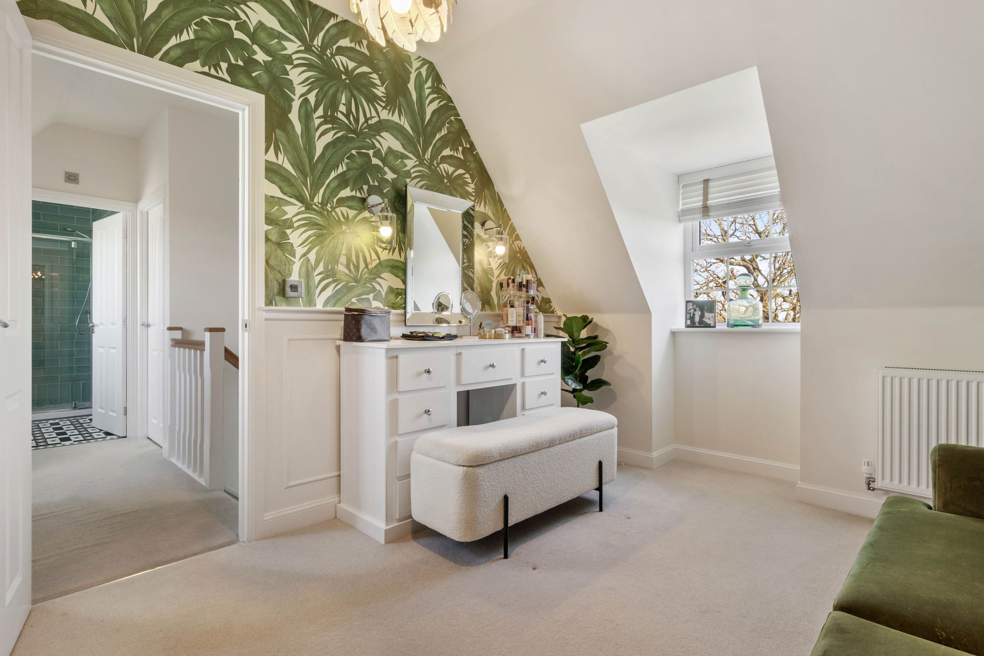 Crispin Grove, Warrington