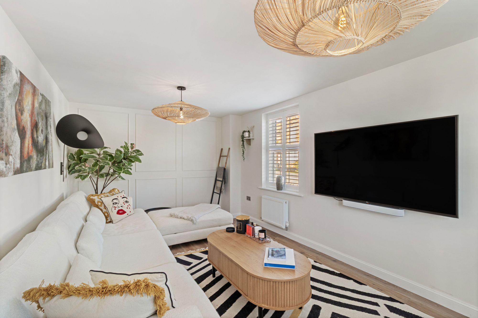 Crispin Grove, Warrington