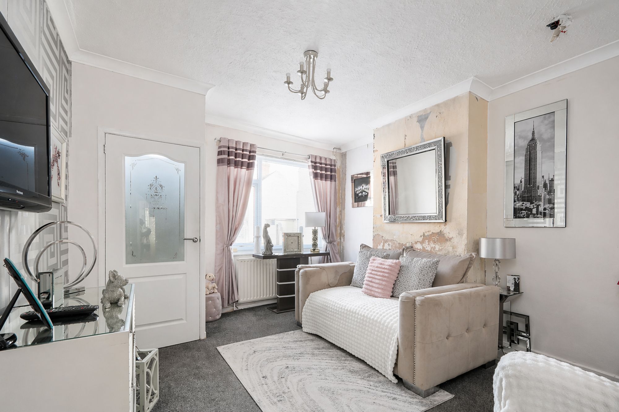 c1e0f560-c748-4f43-8fb5-a96c1bbe48a2